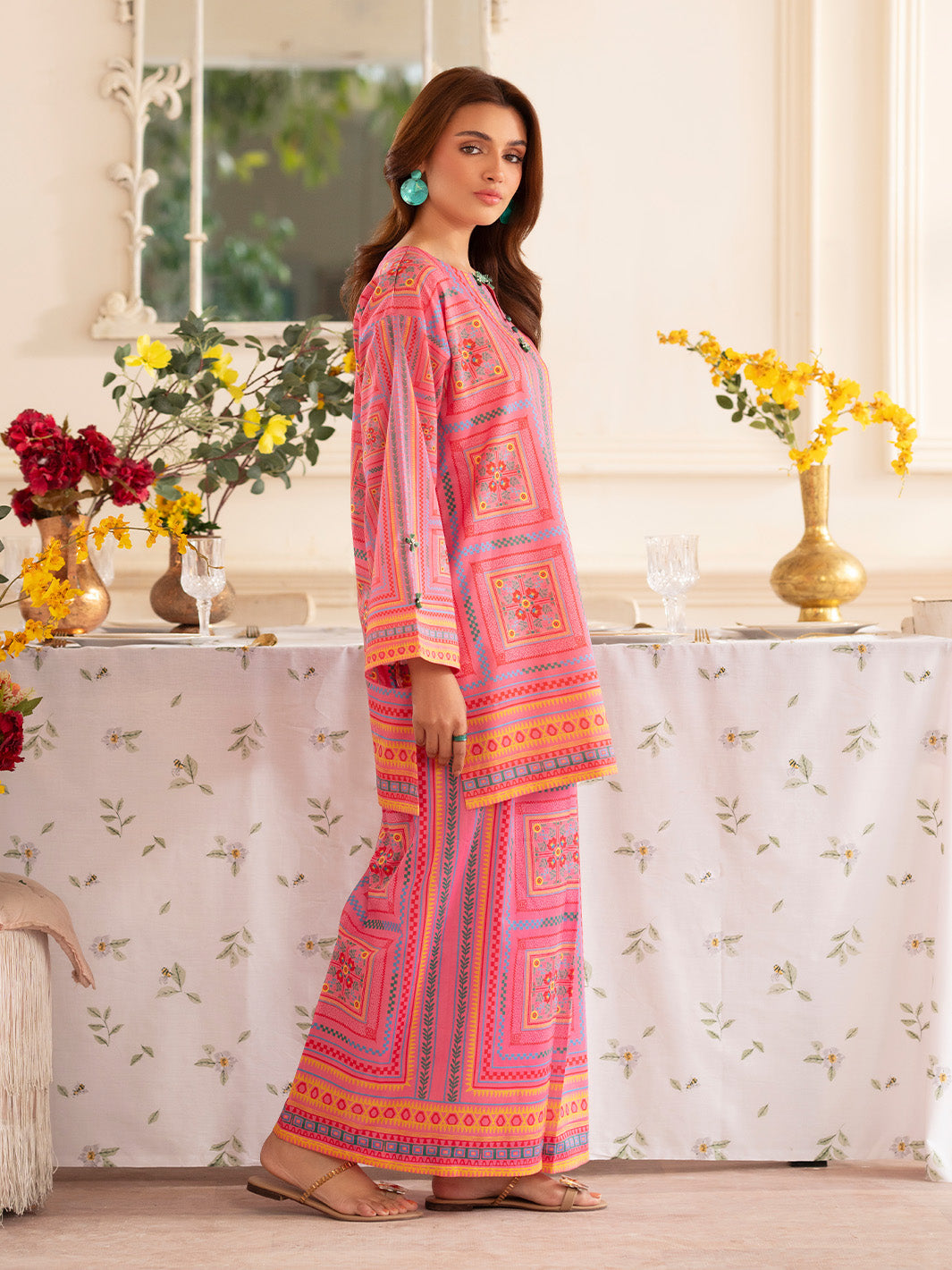 Noir 2PC Lawn – N-01