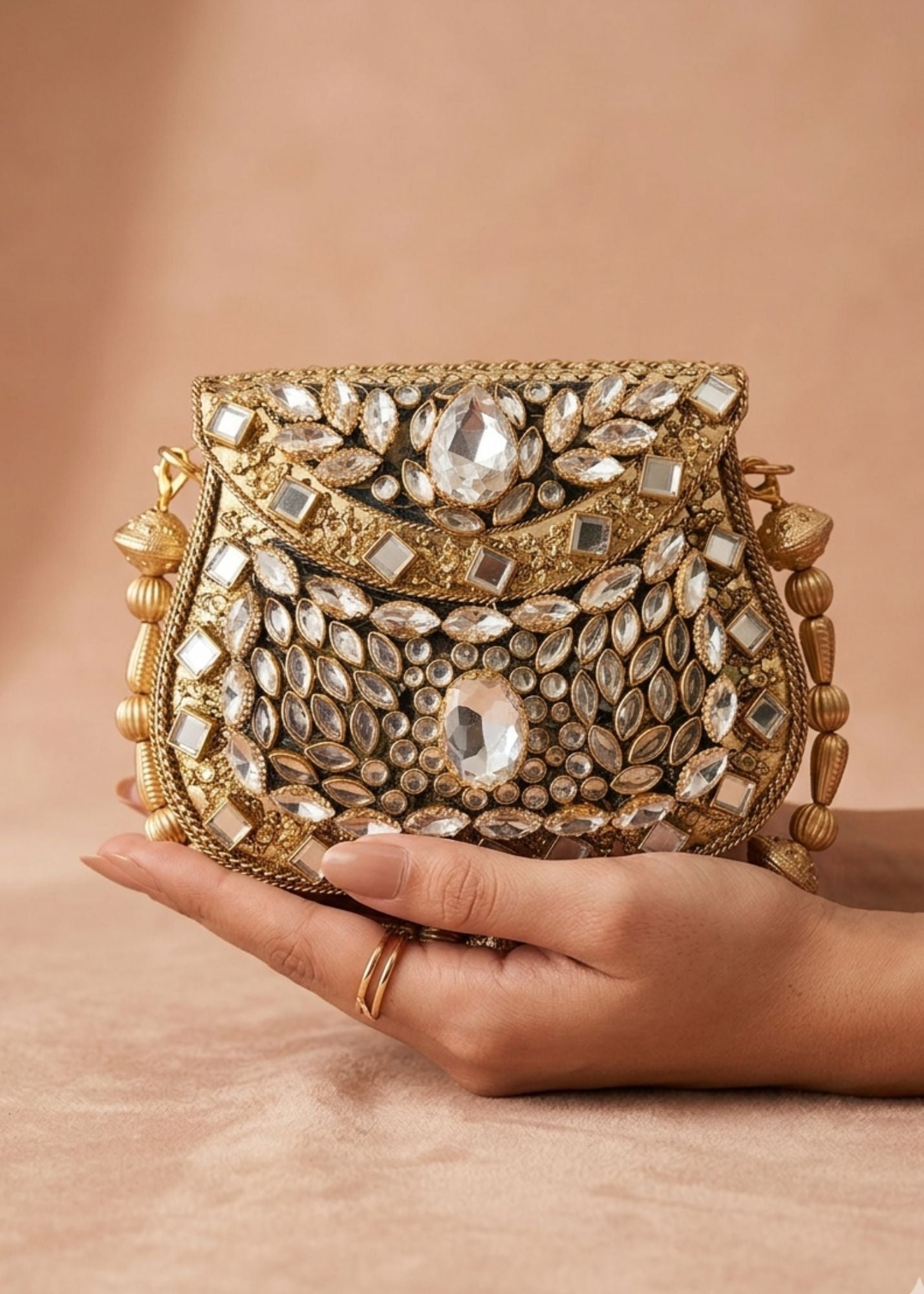 Clutch in Gold, white Color by - Trendy Women Clutch HFN9142