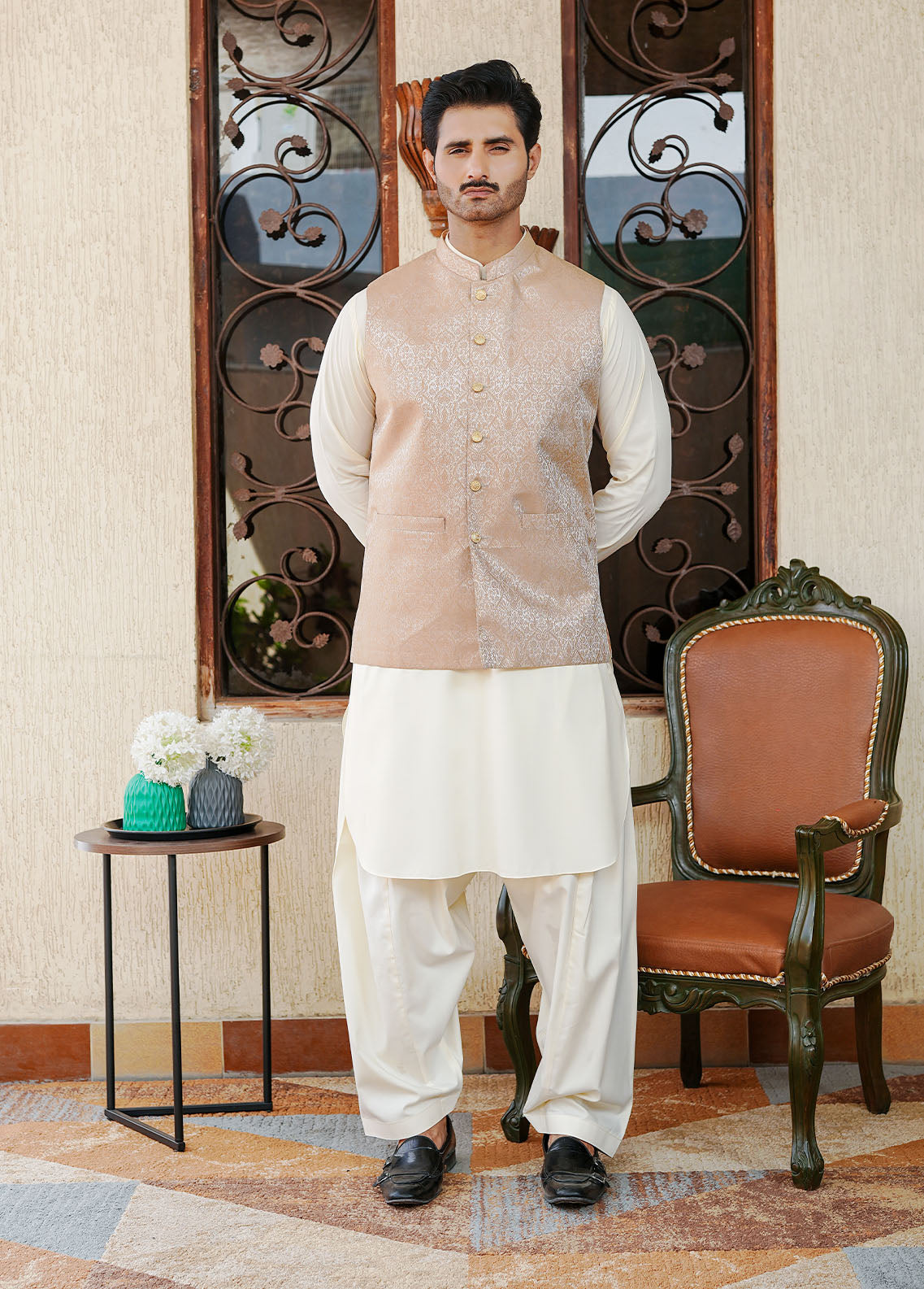 banarasi jamawar Waistcoat in Peach pink