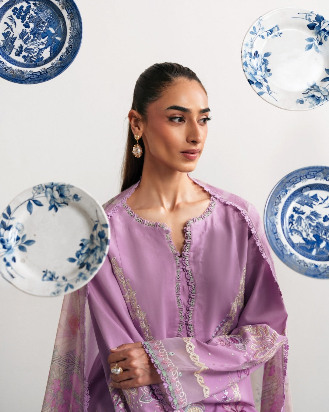 Whispers of Summer Luxury Lawn – EVIE
