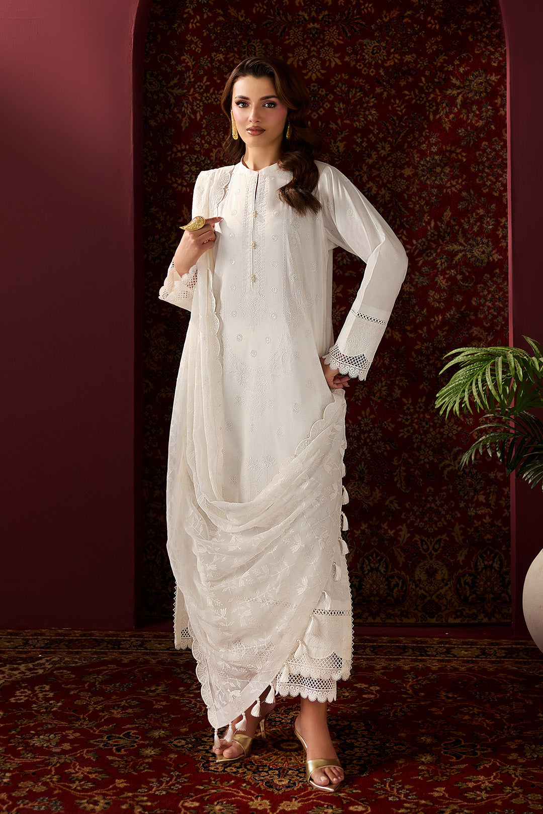 Summer Lawn – AF-EL-7064-Yara