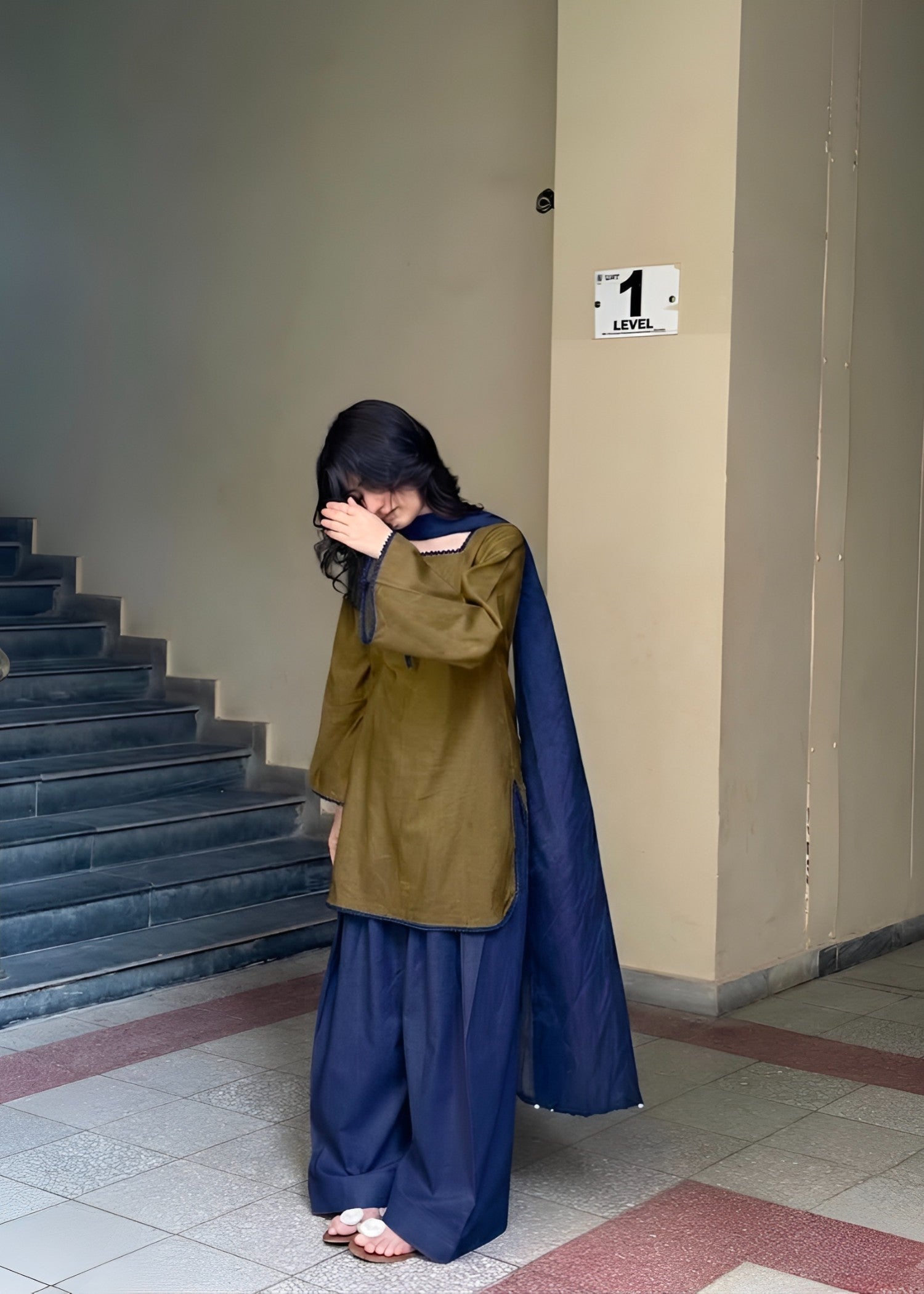 linen Kurta Set in Walnut brown, navy blue