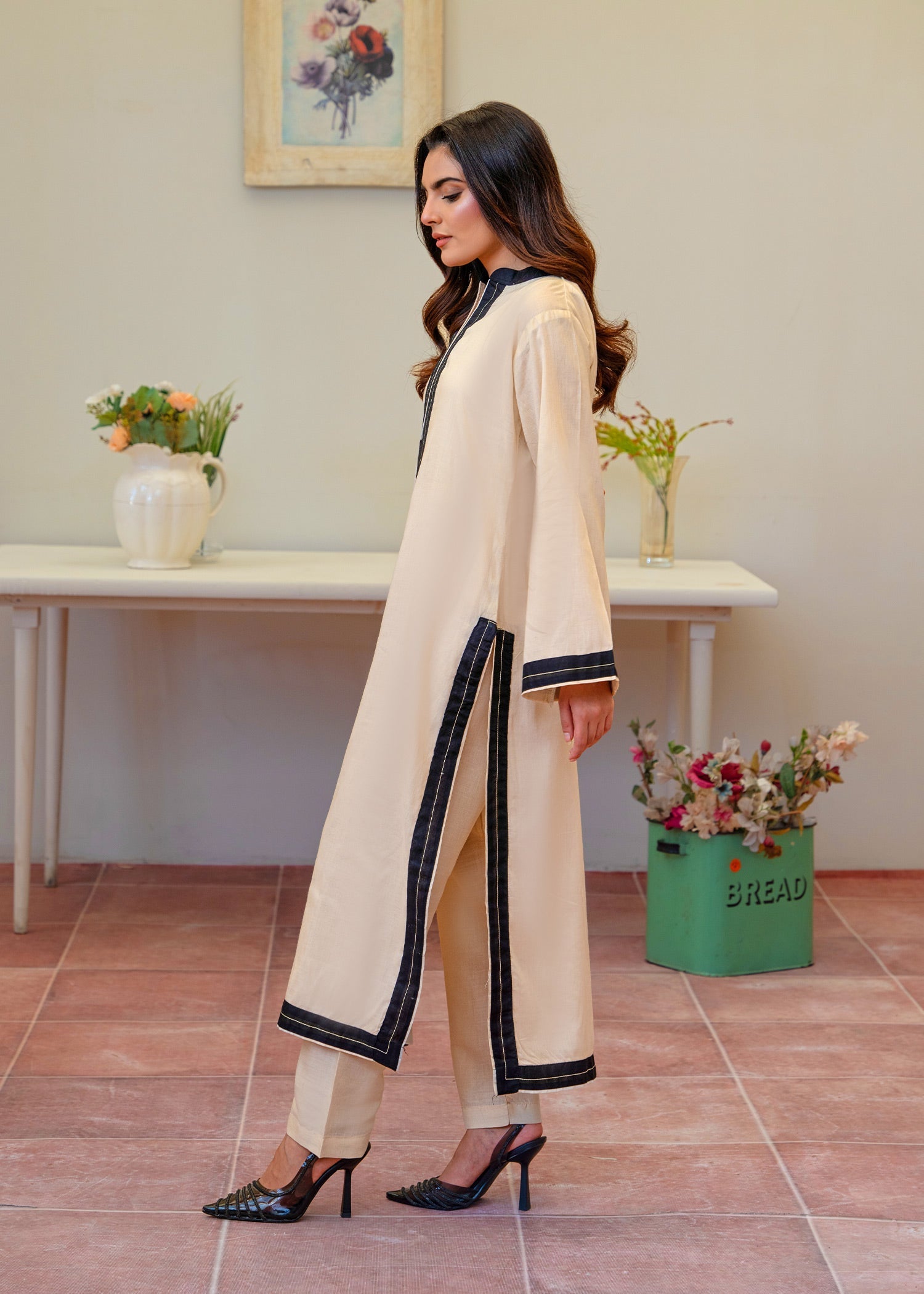 cotton Kurta Set in Off-white