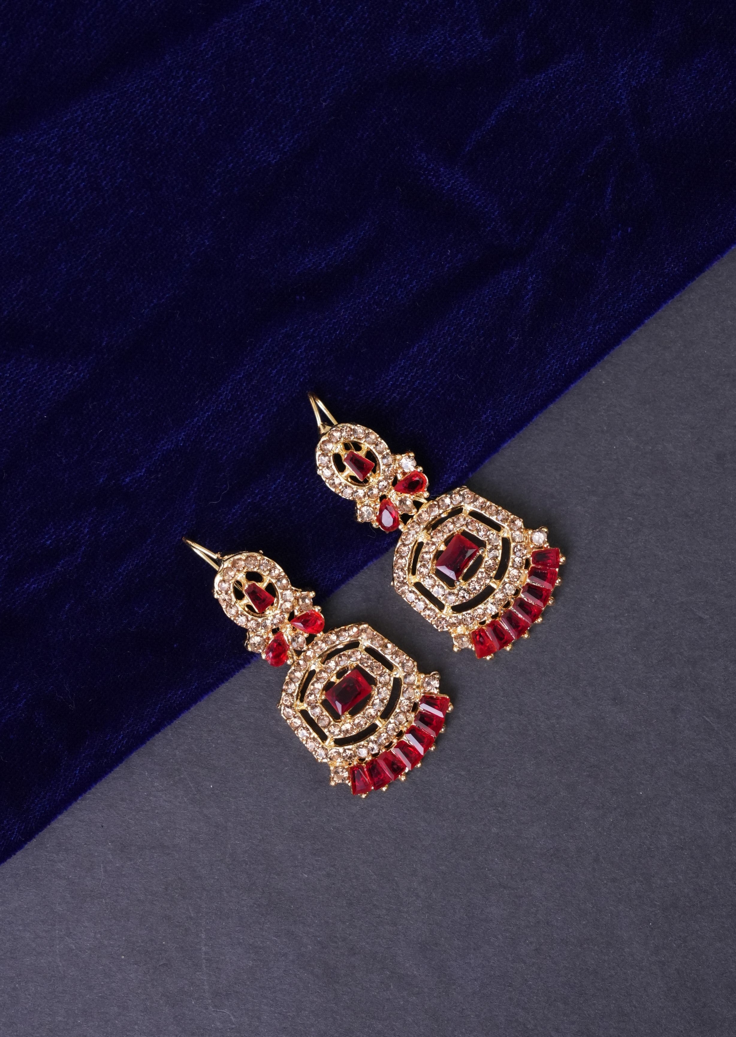 Jewelry Set in Red, maroon, gold Color by - Trendy Women Jewelry Set ARE3241