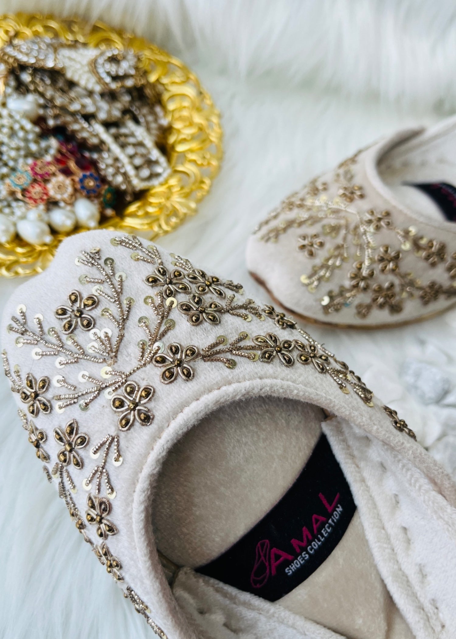 Khussa in Ivory by - High Quality Women Khussa EJF4019