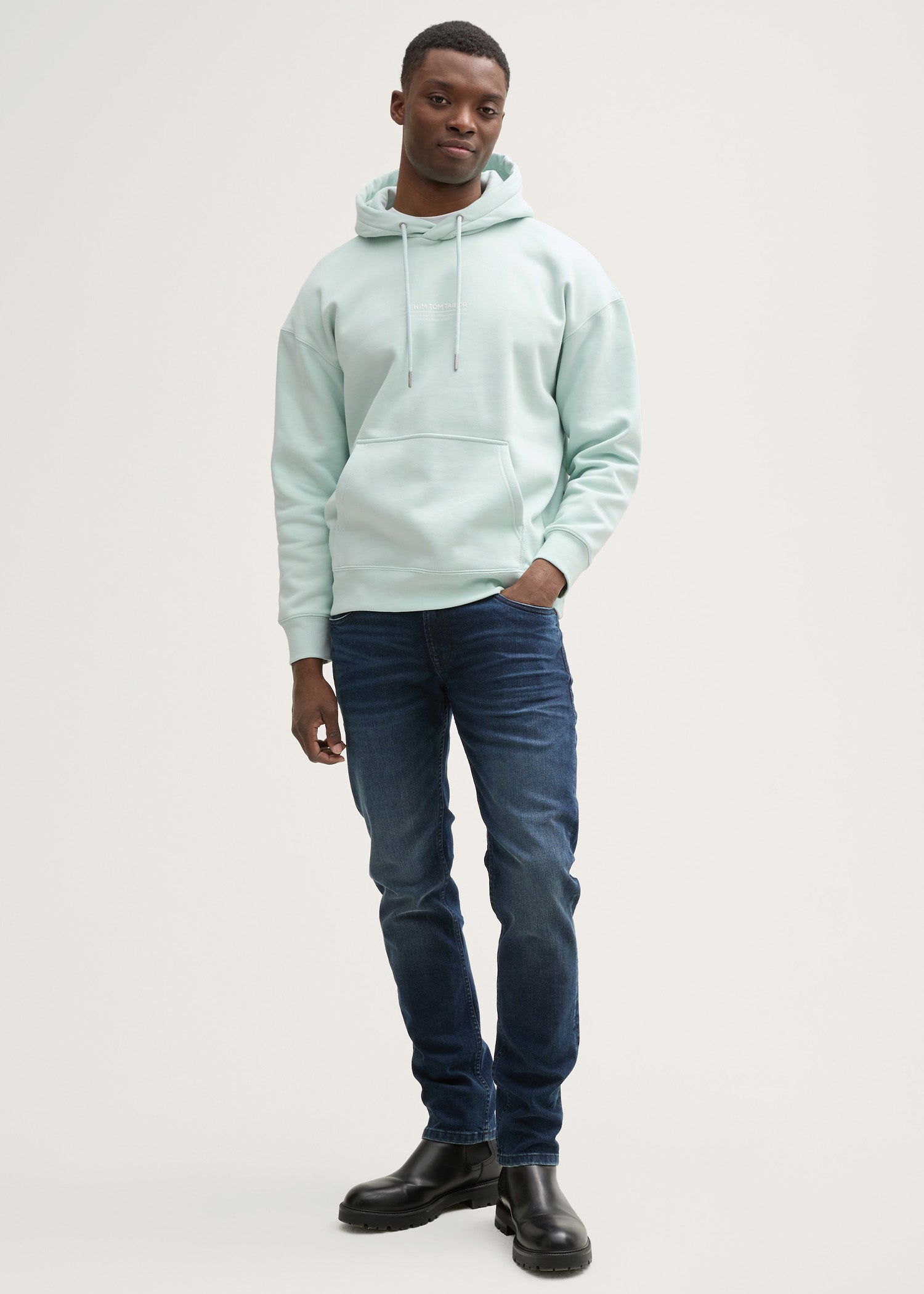 fleece Hoodie in Tea green
