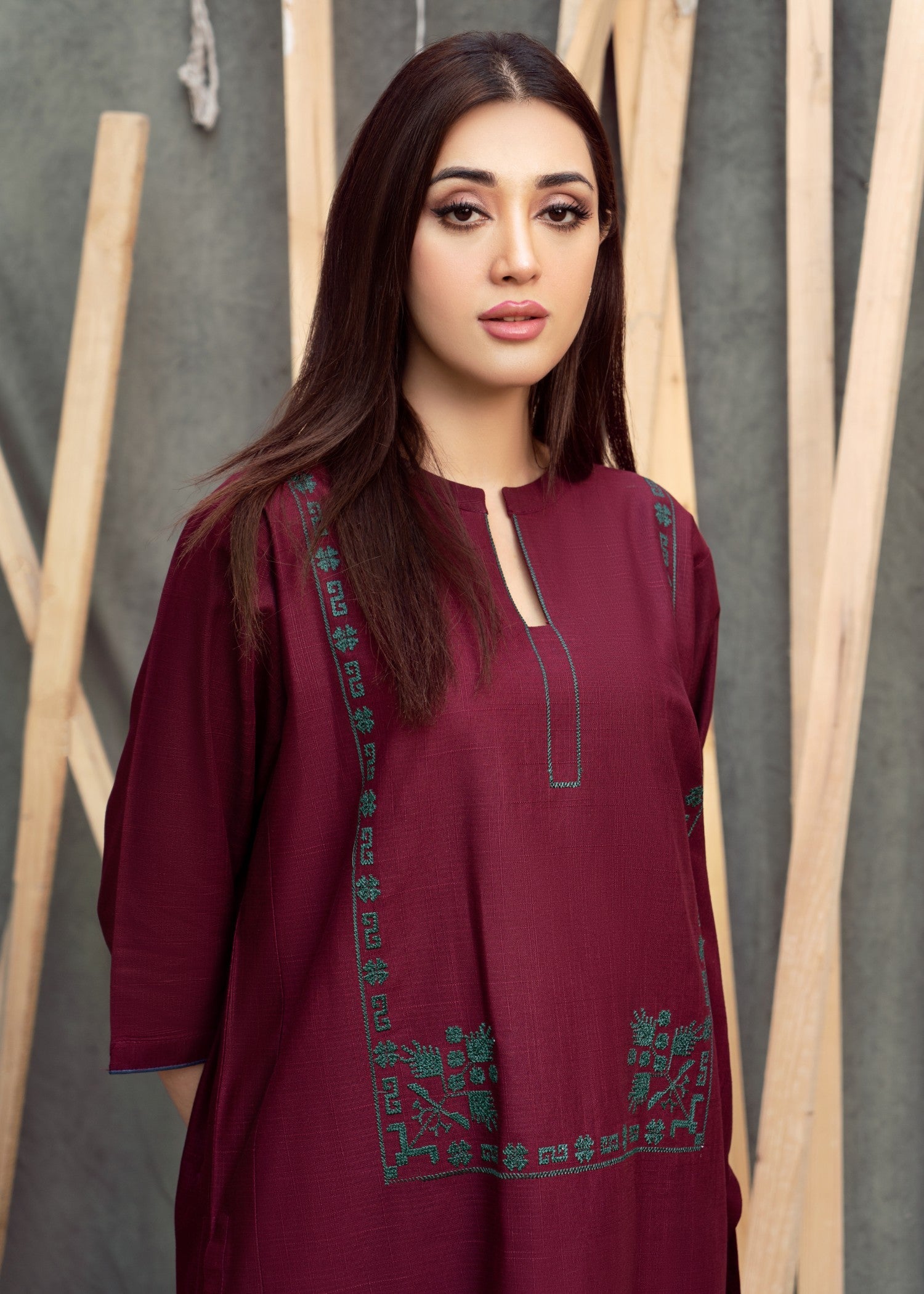 slub khaddar Kurta Set in Teal, maroon