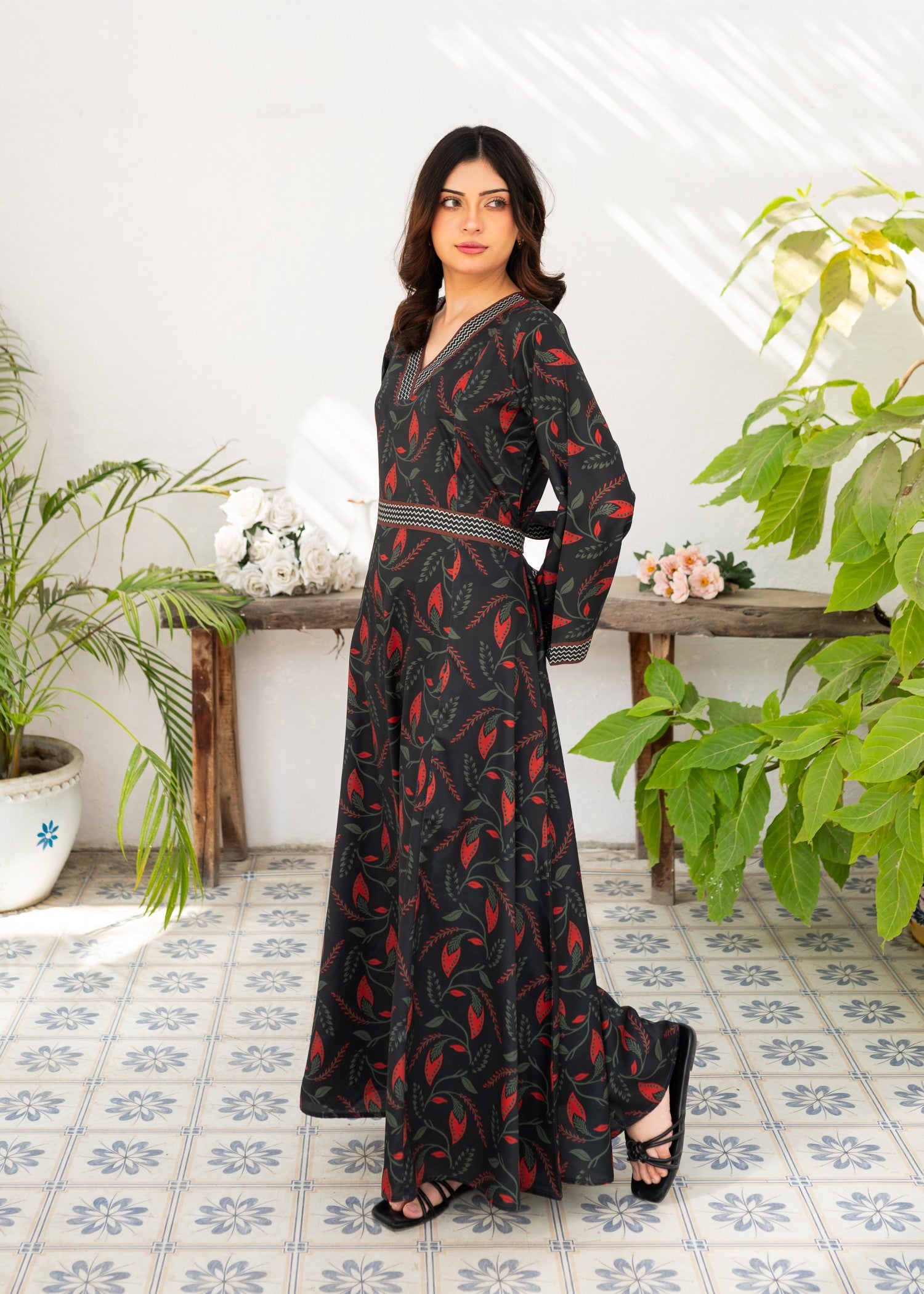 crepe Maxi in Charcoal