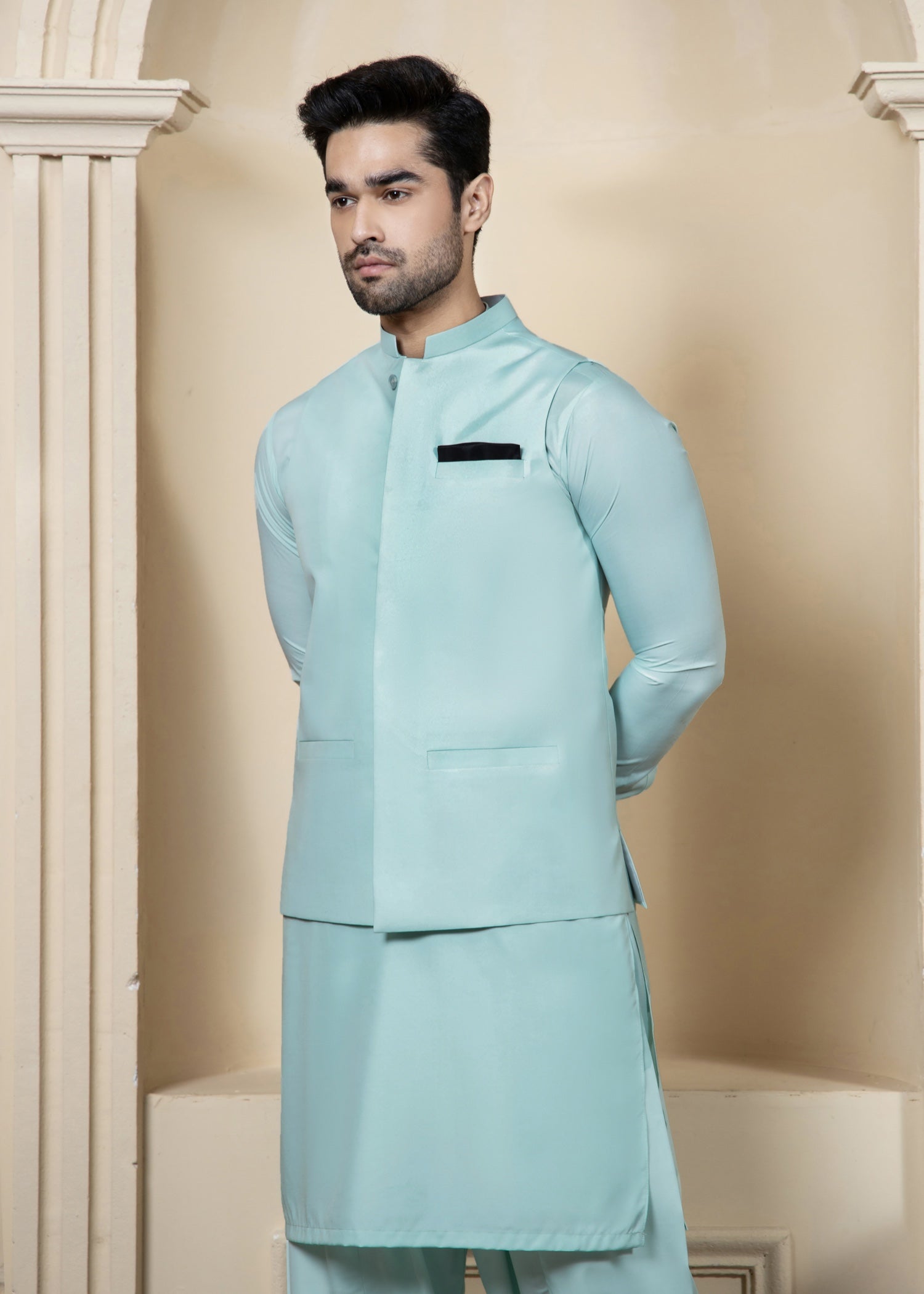 wash & wear Waistcoat in Pastel green