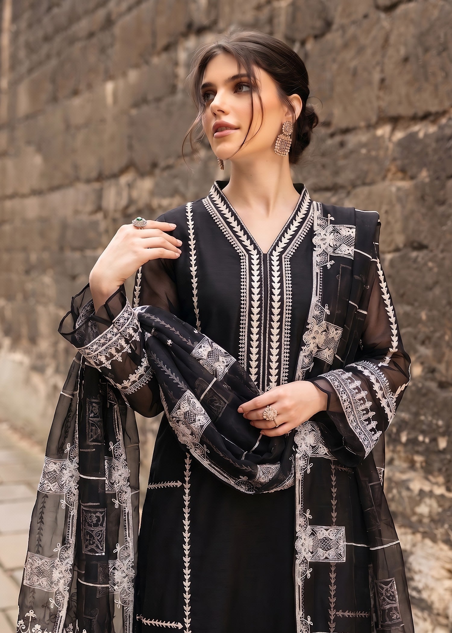 bemberg crinkle chiffon Kurta Set in Black