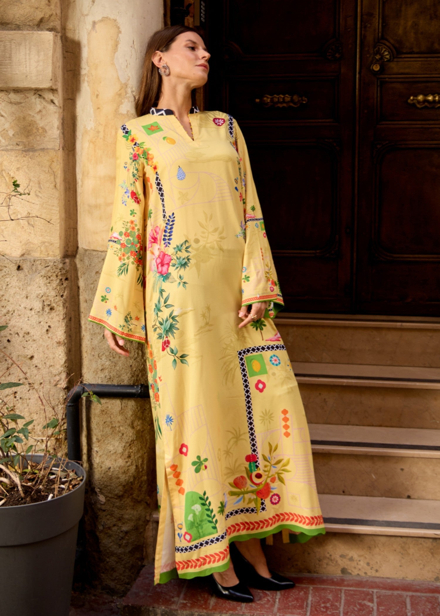 crepe polyester Kaftan in Yellow