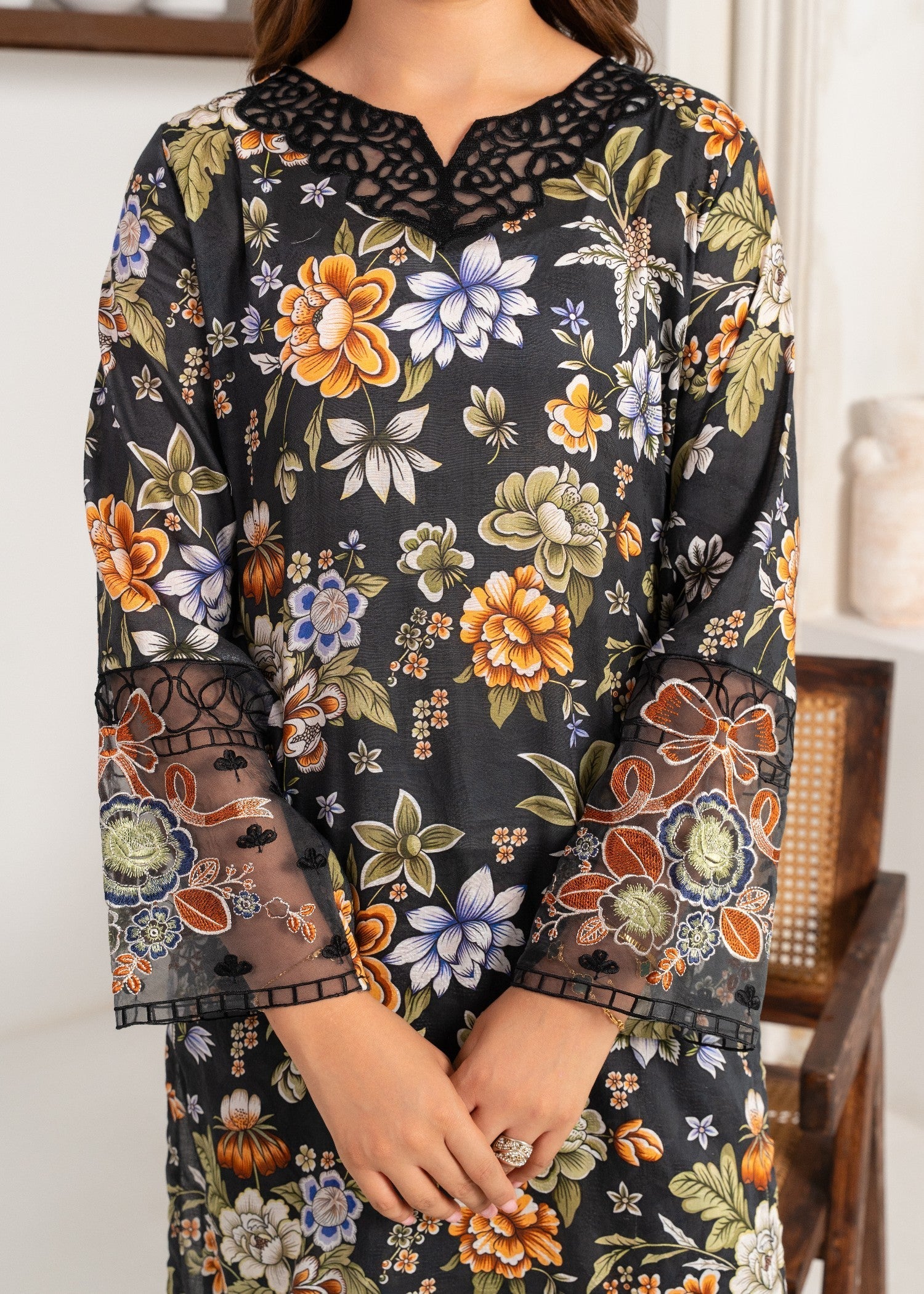 textured lawn Kurta Set in Iron grey