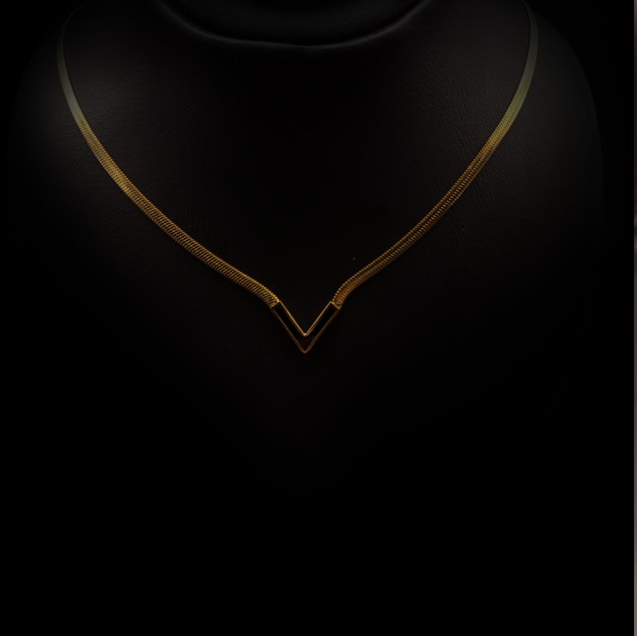 Necklace in Black Color by - Trendy Women Necklace TNM6014