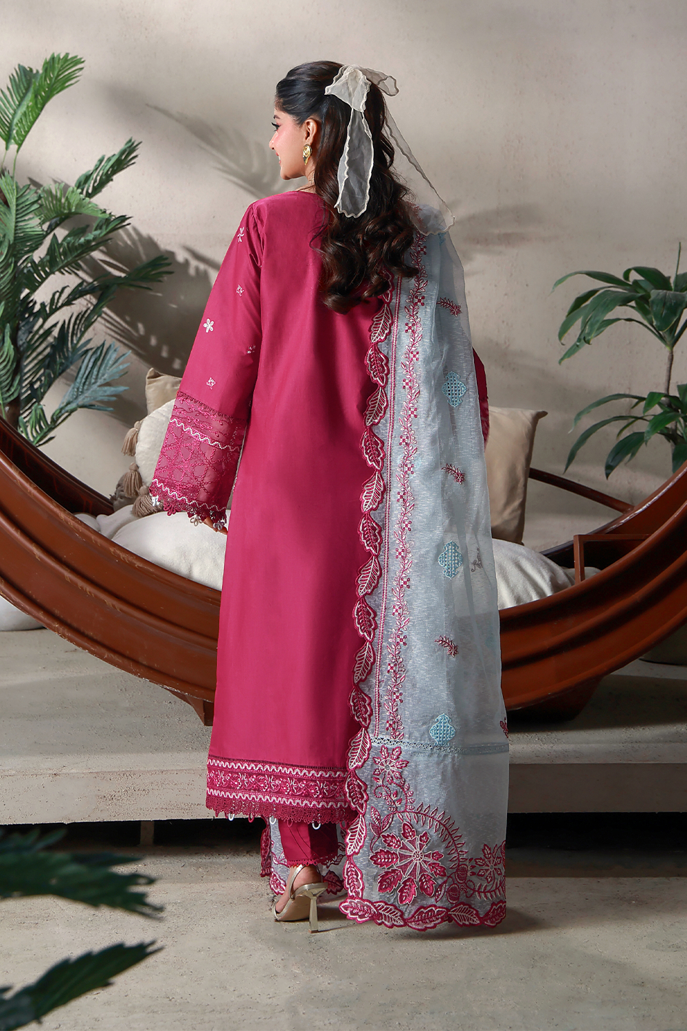 Saagar Festive Luxury Lawn – NOOR (AL-04)