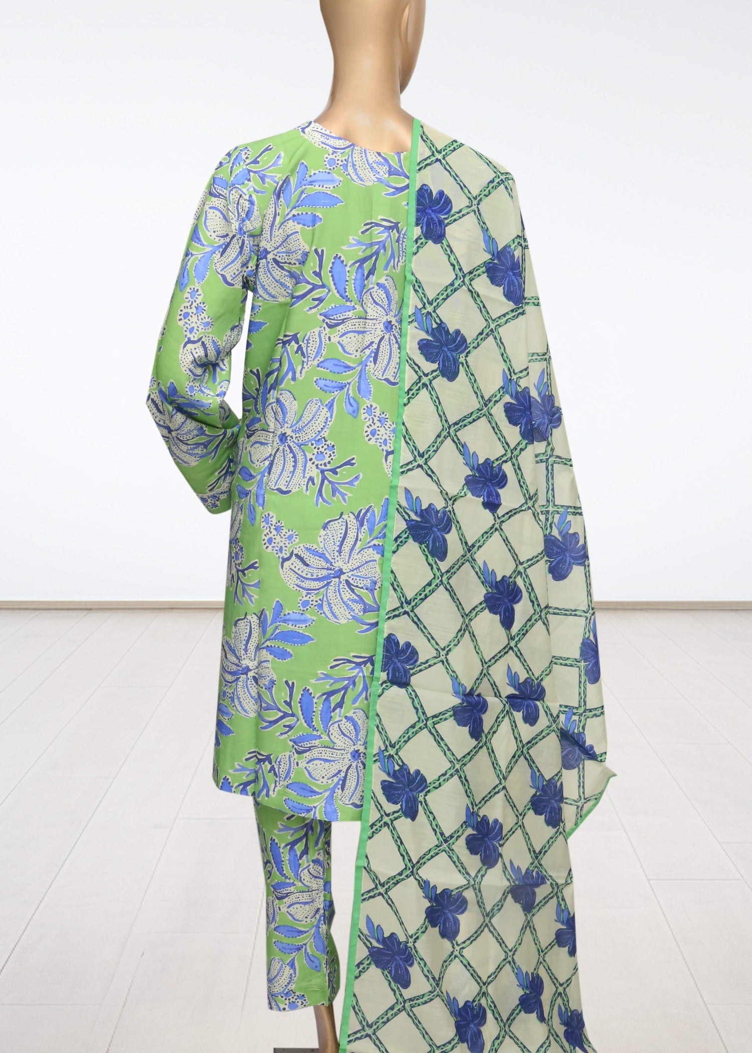 viscose raw silk Kurta Set in Green