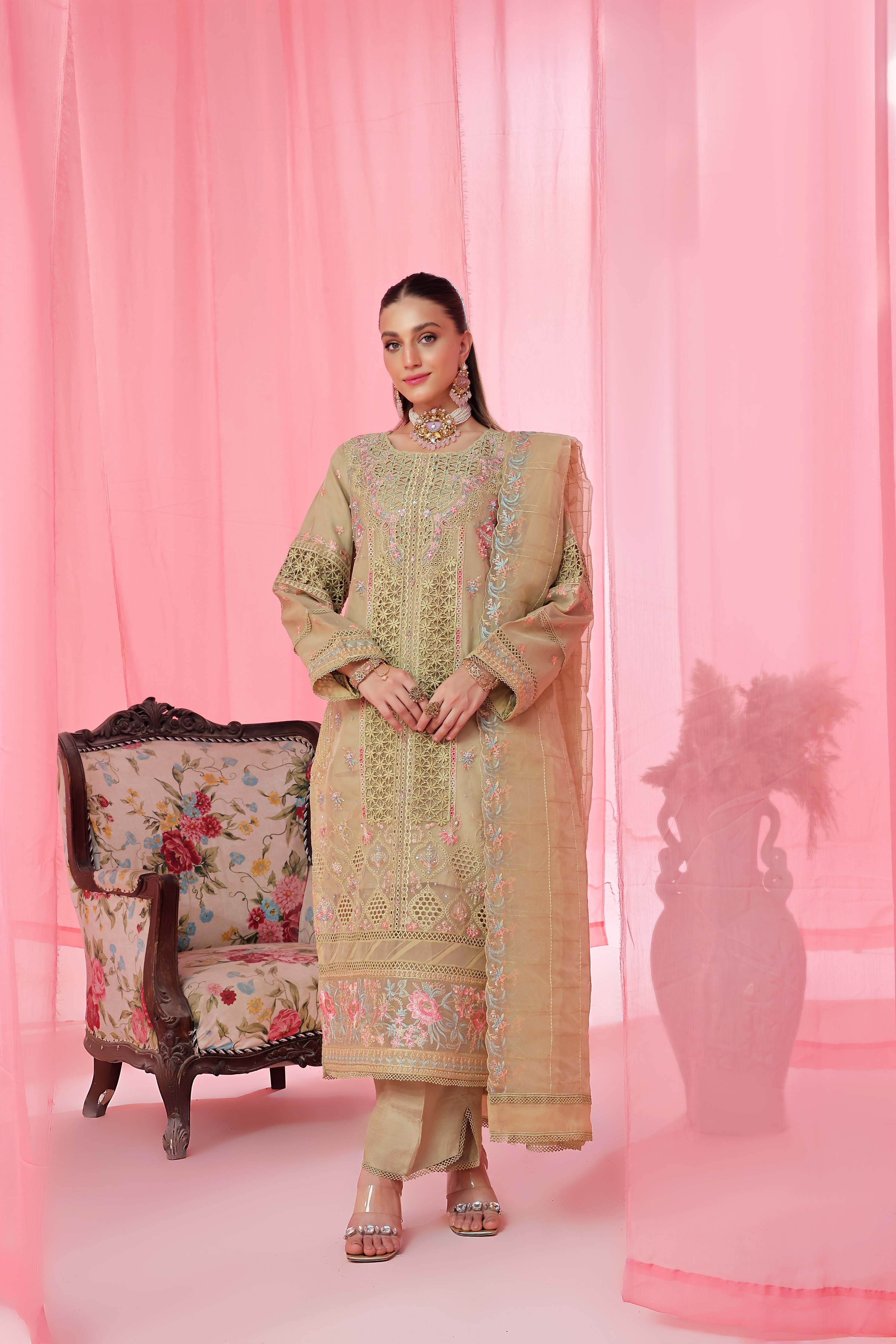 Noori RTW Organza Formal Pret – Nouran