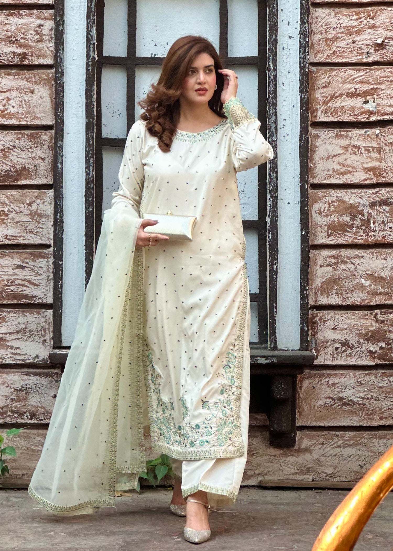 kattan silk Kurta Set in Off-white