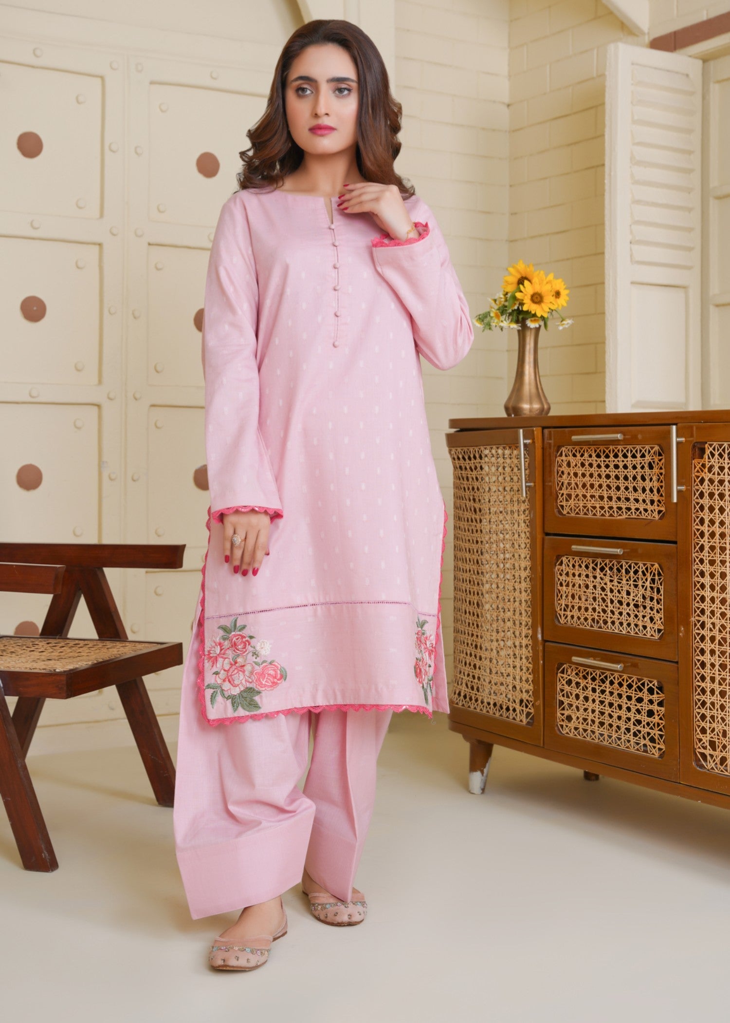 brochea jacquard Kurta Set in Baby pink
