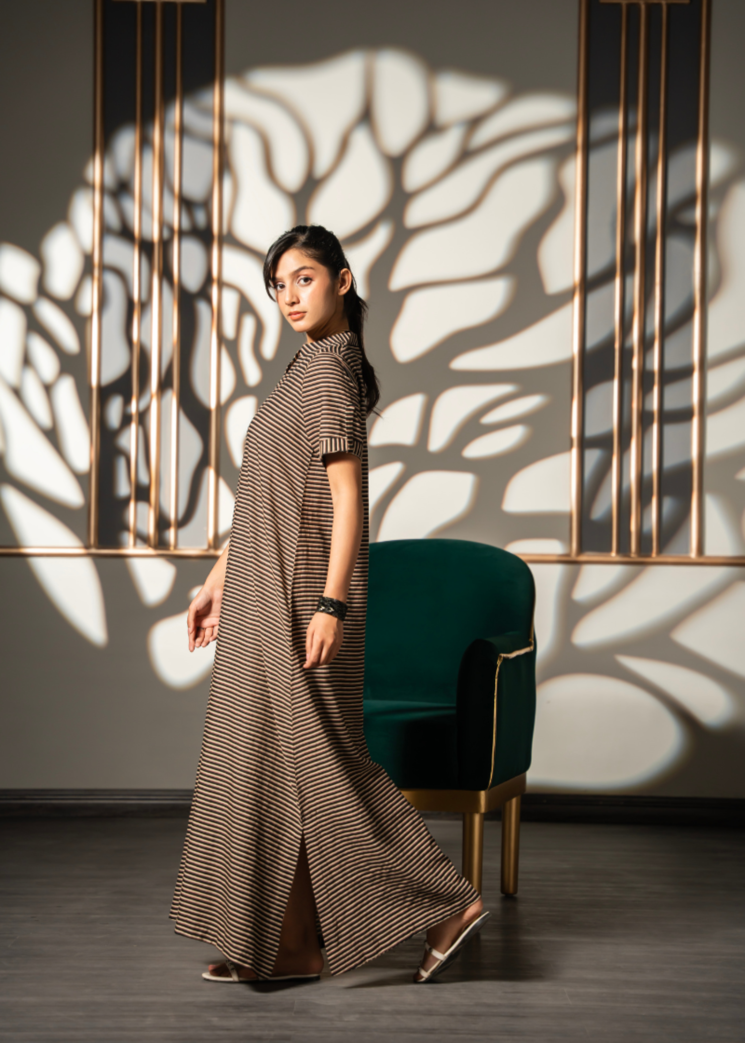 lawn Kaftan in Mocha brown