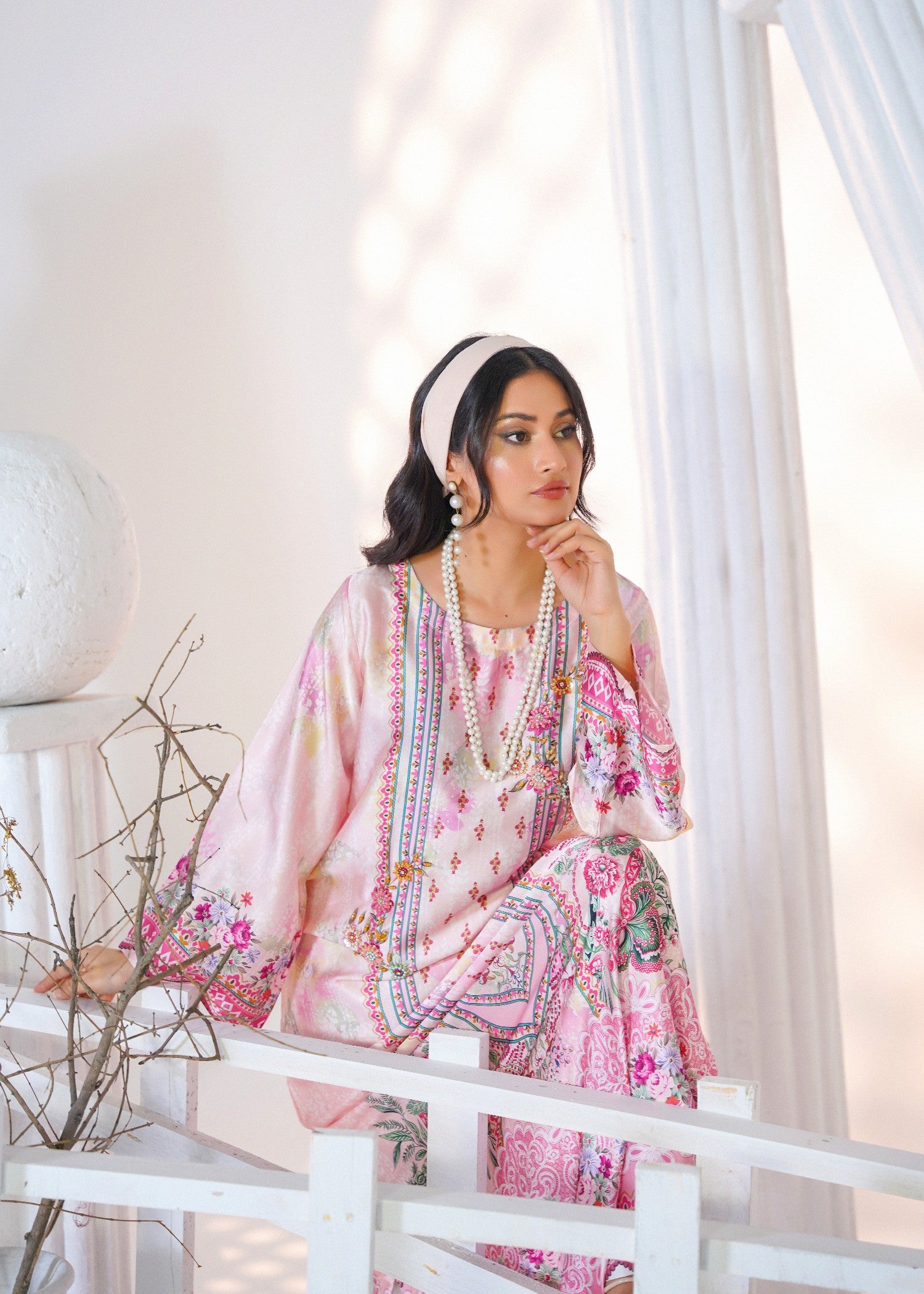 charmuse/shamooz Kaftan in Pastel pink
