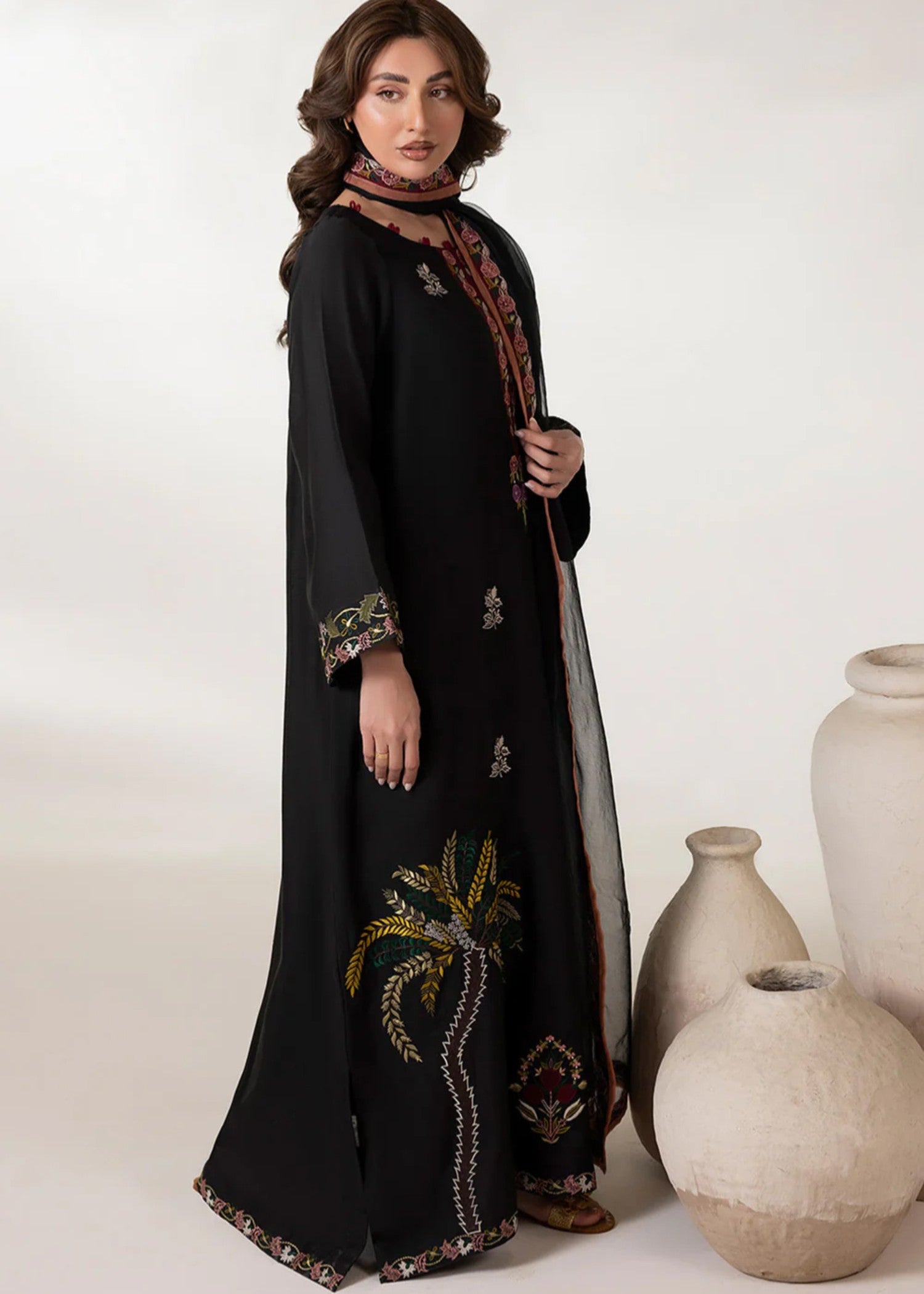 khaddi silk Kaftan in Black