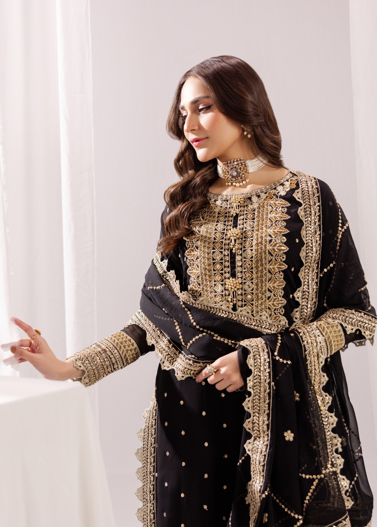 bemberg crinkle chiffon Kurta Set in Black
