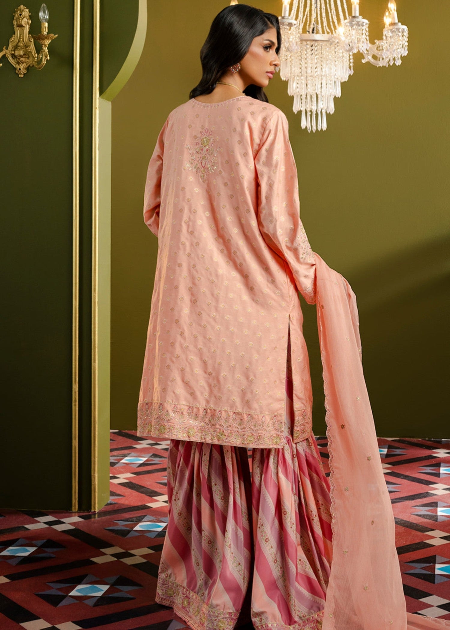 jacquard Gharara in Peach pink, peach orange