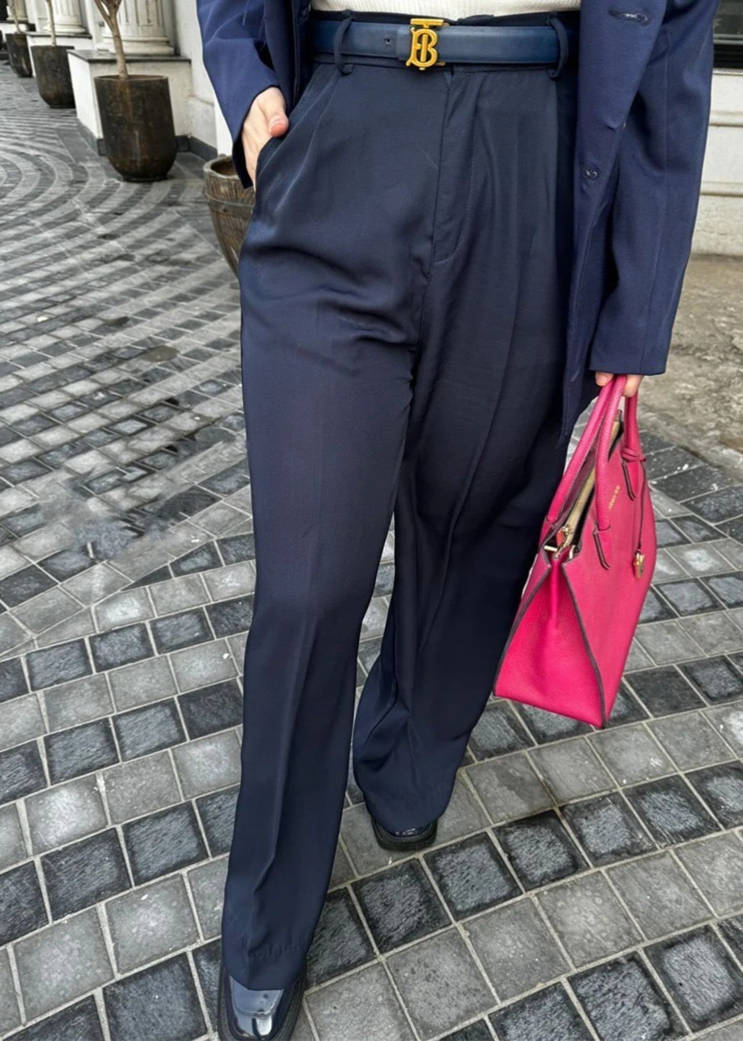 georgette Pants in Navy blue