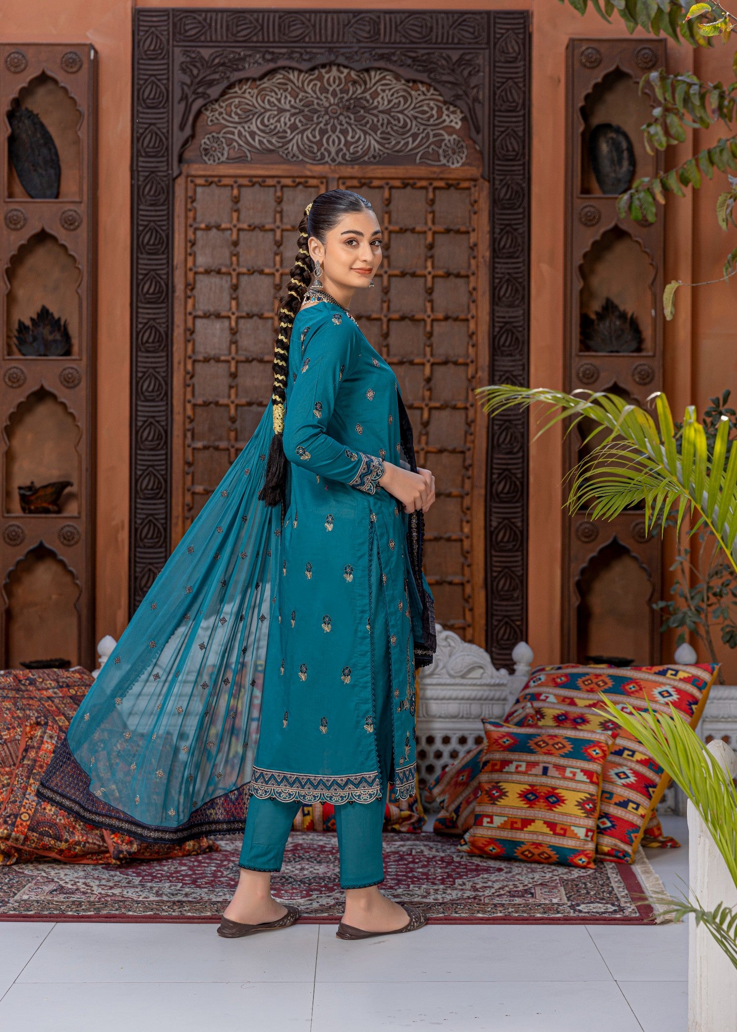 lawn Kurta Set in Turquoise, teal