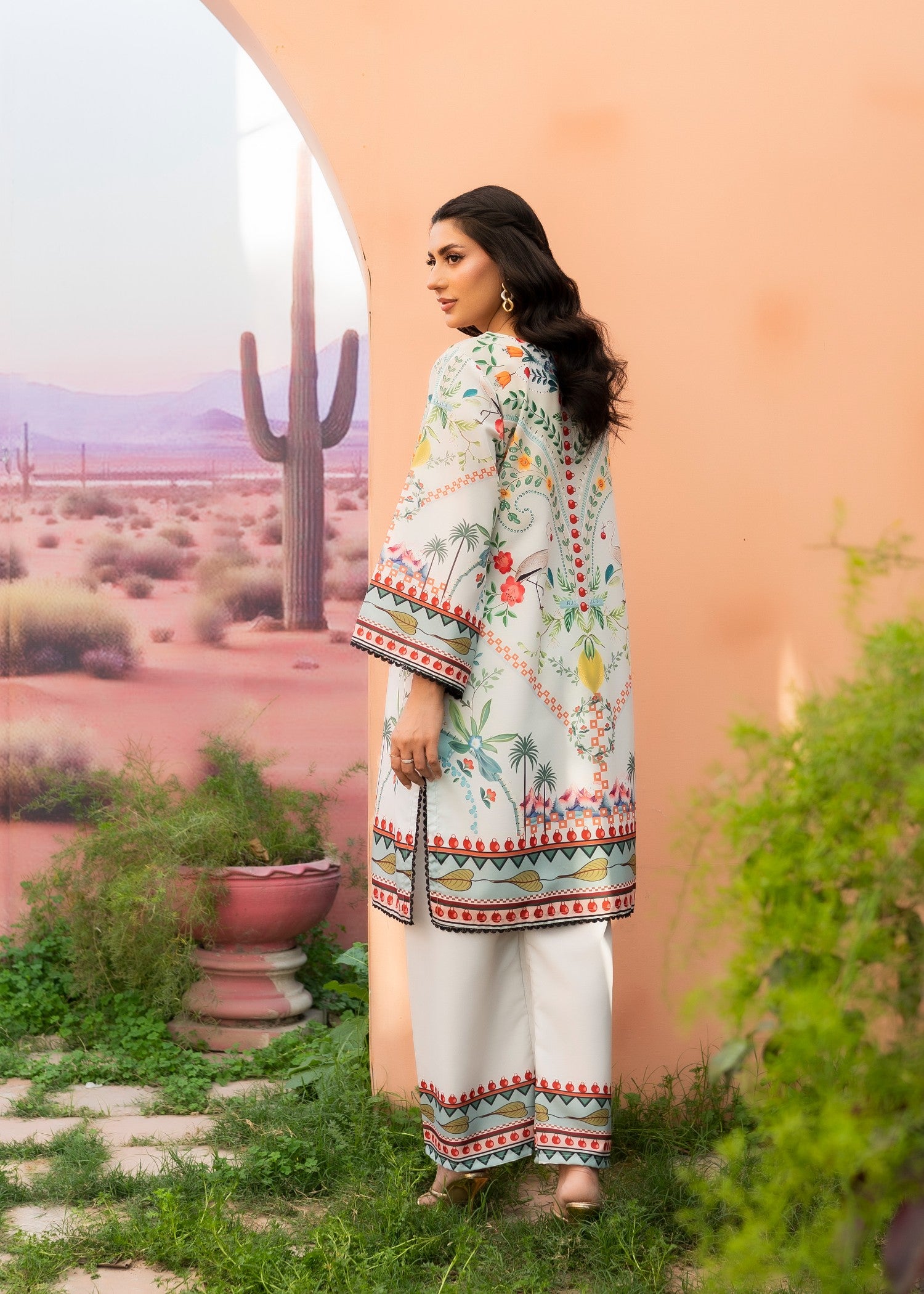 poly lawn Co Ord Sets in Off-white, multi