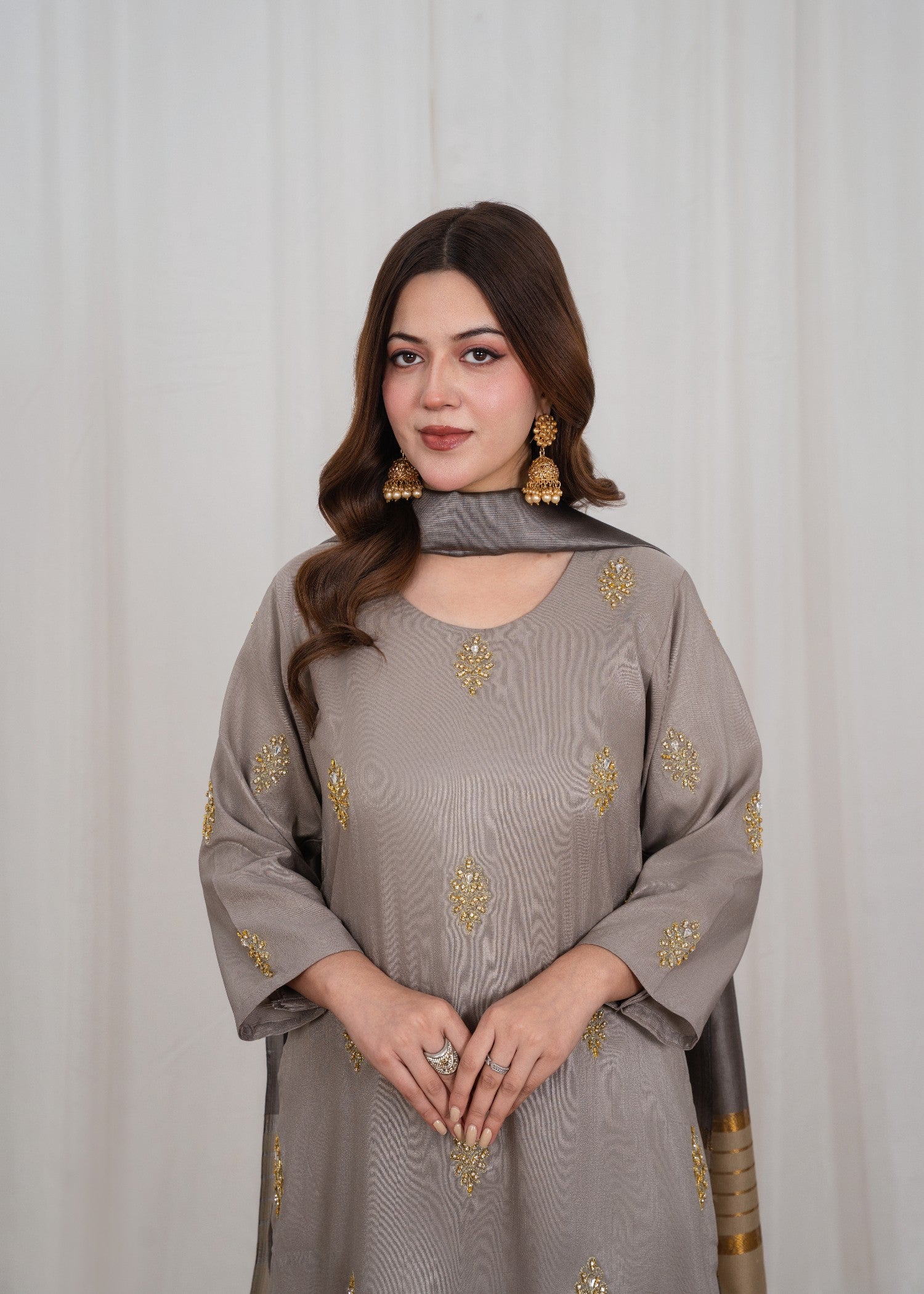 raw silk Kurta Set in Pastel grey