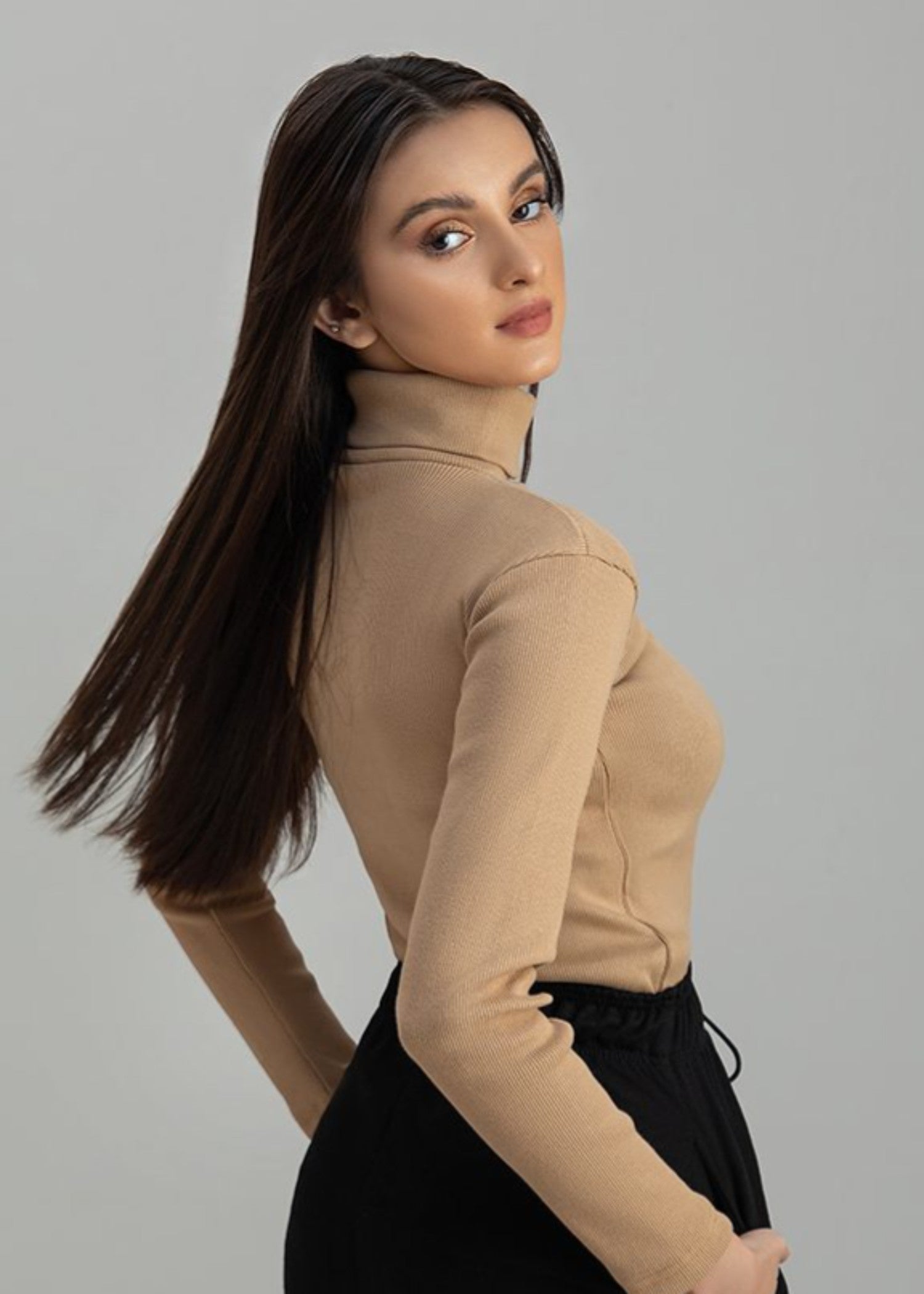 jersey knit Turtle Neck in Tan brown