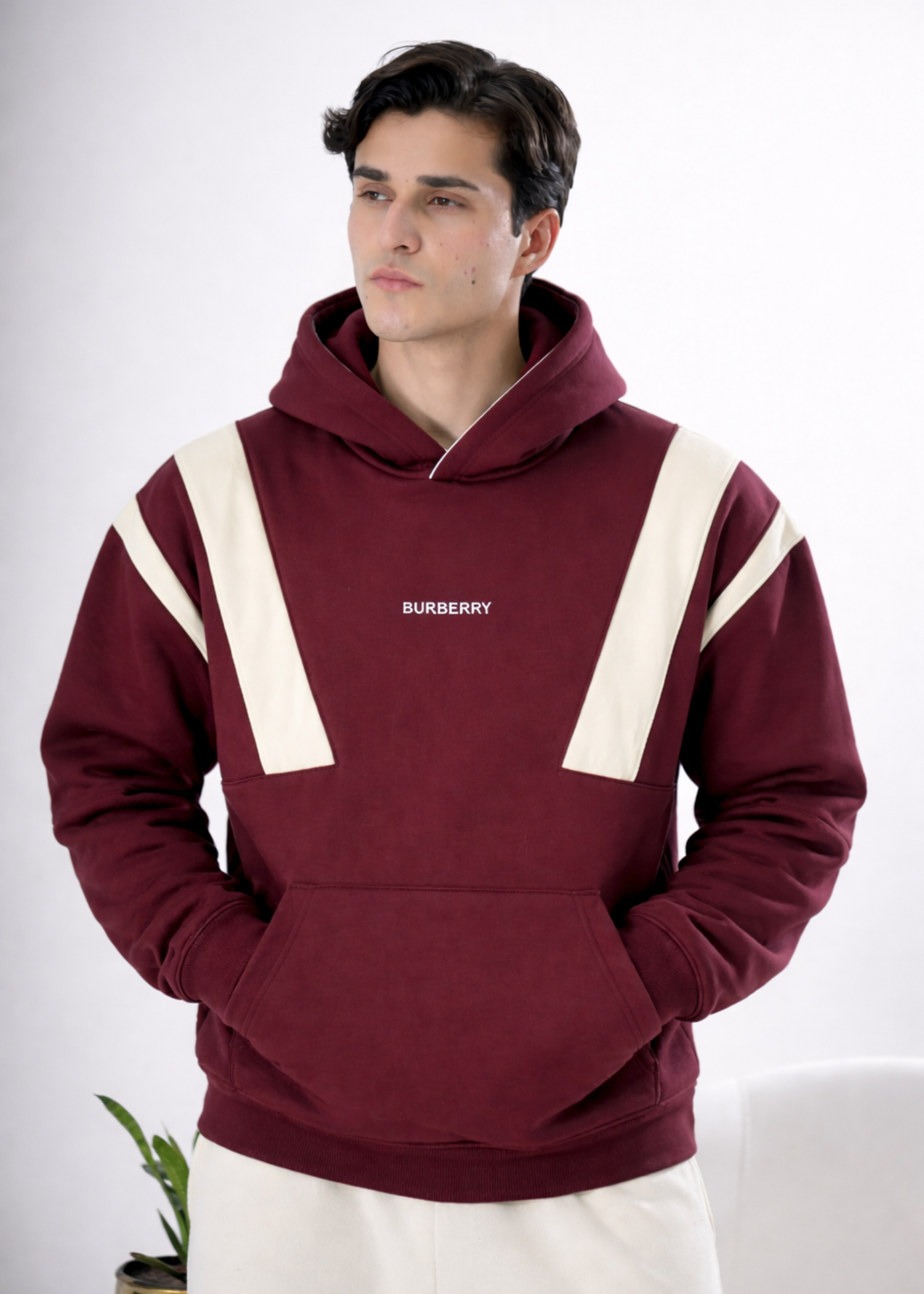 fleece Hoodie in Maroon