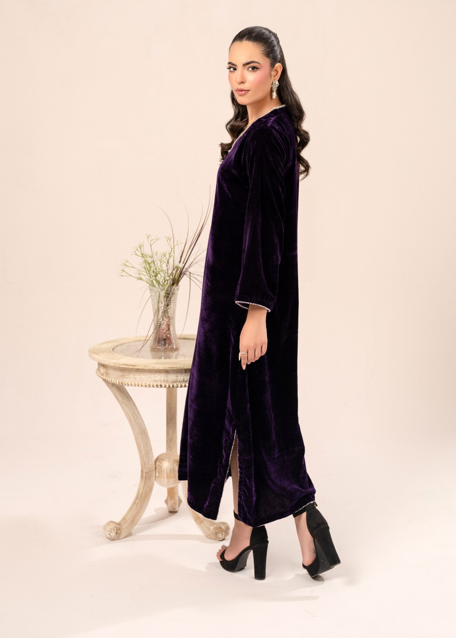 velvet Kaftan in Plum