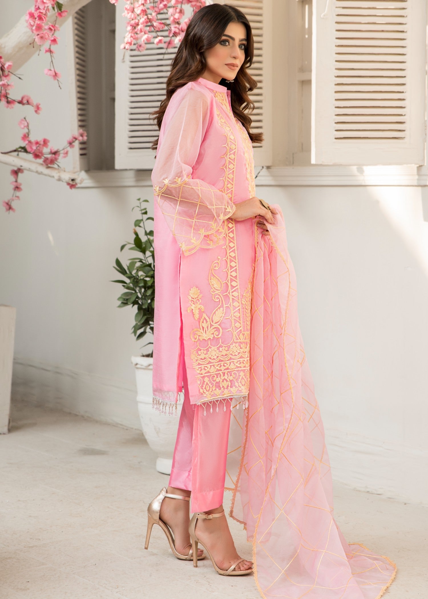 silk Unstitched in Pink