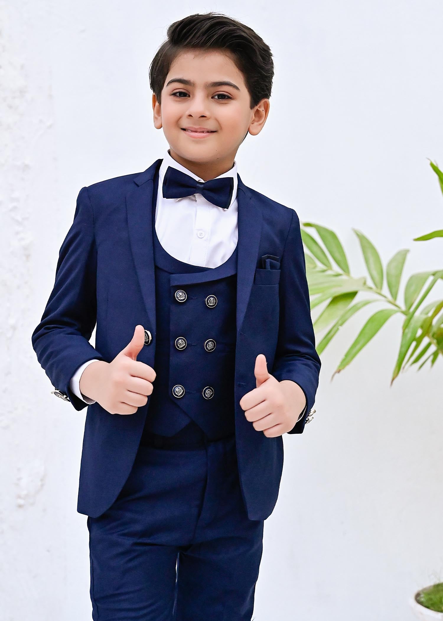 suiting Suits in Royal blue