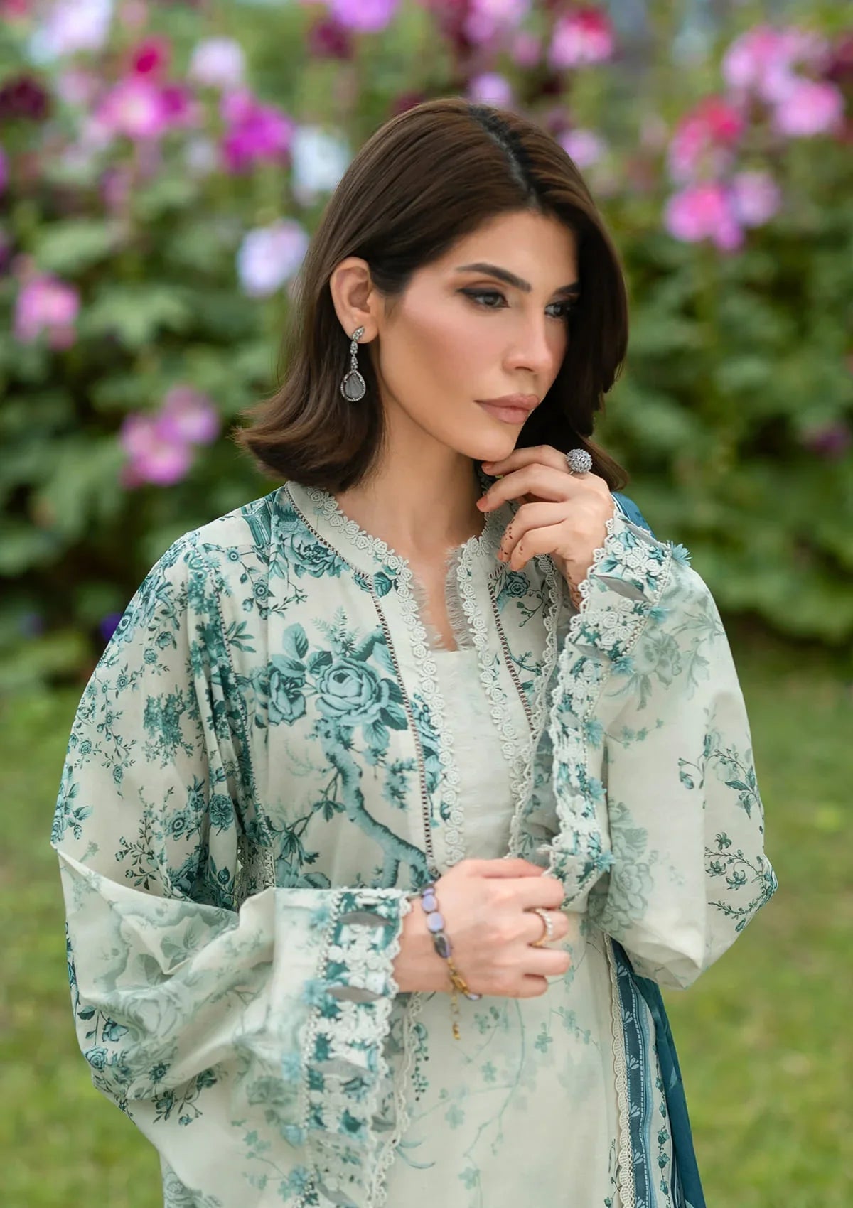 Bridgerton Prints Lawn – EPB-7A DAPHANEE