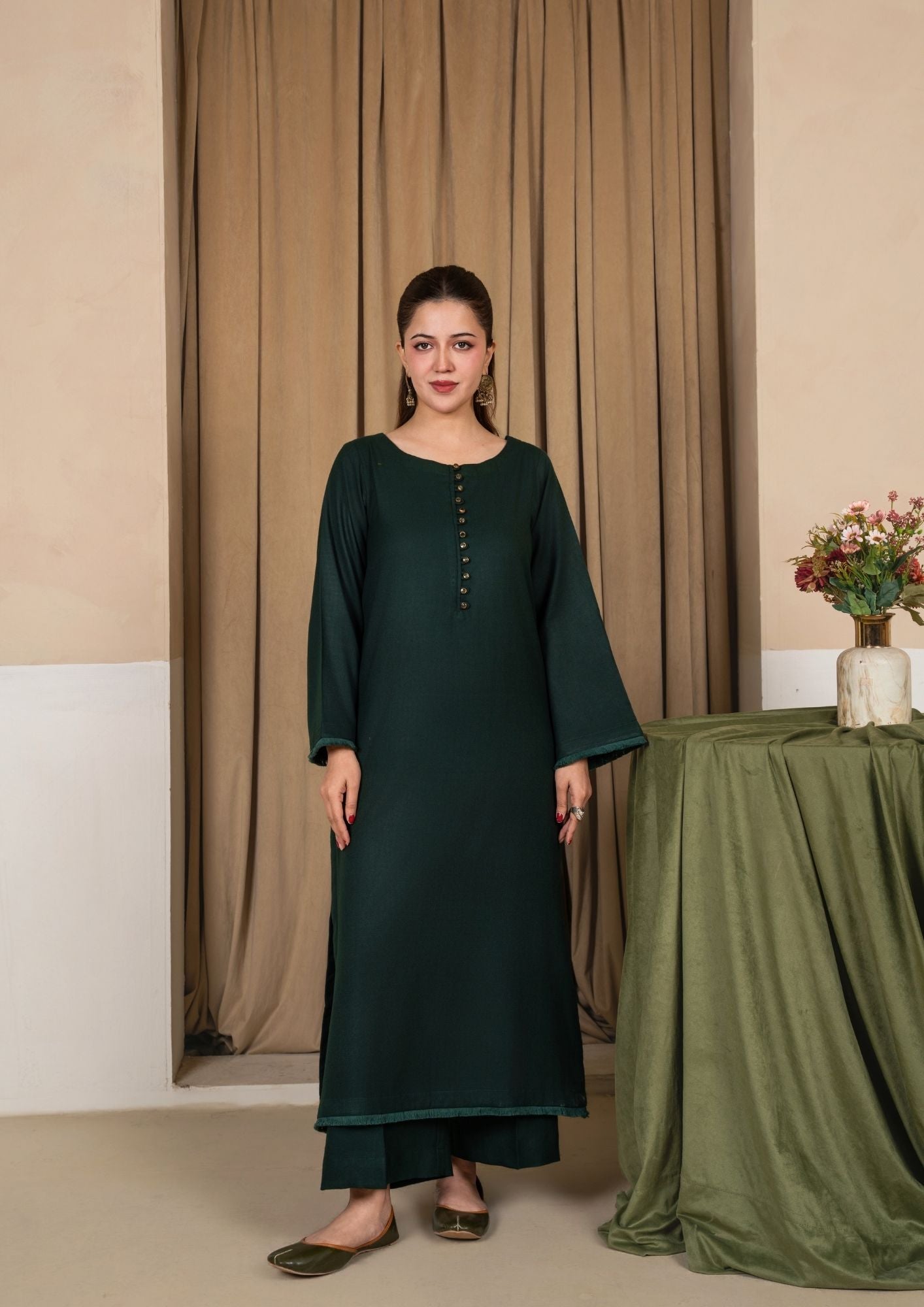 dhanak wool Kurta Set in Bottle green