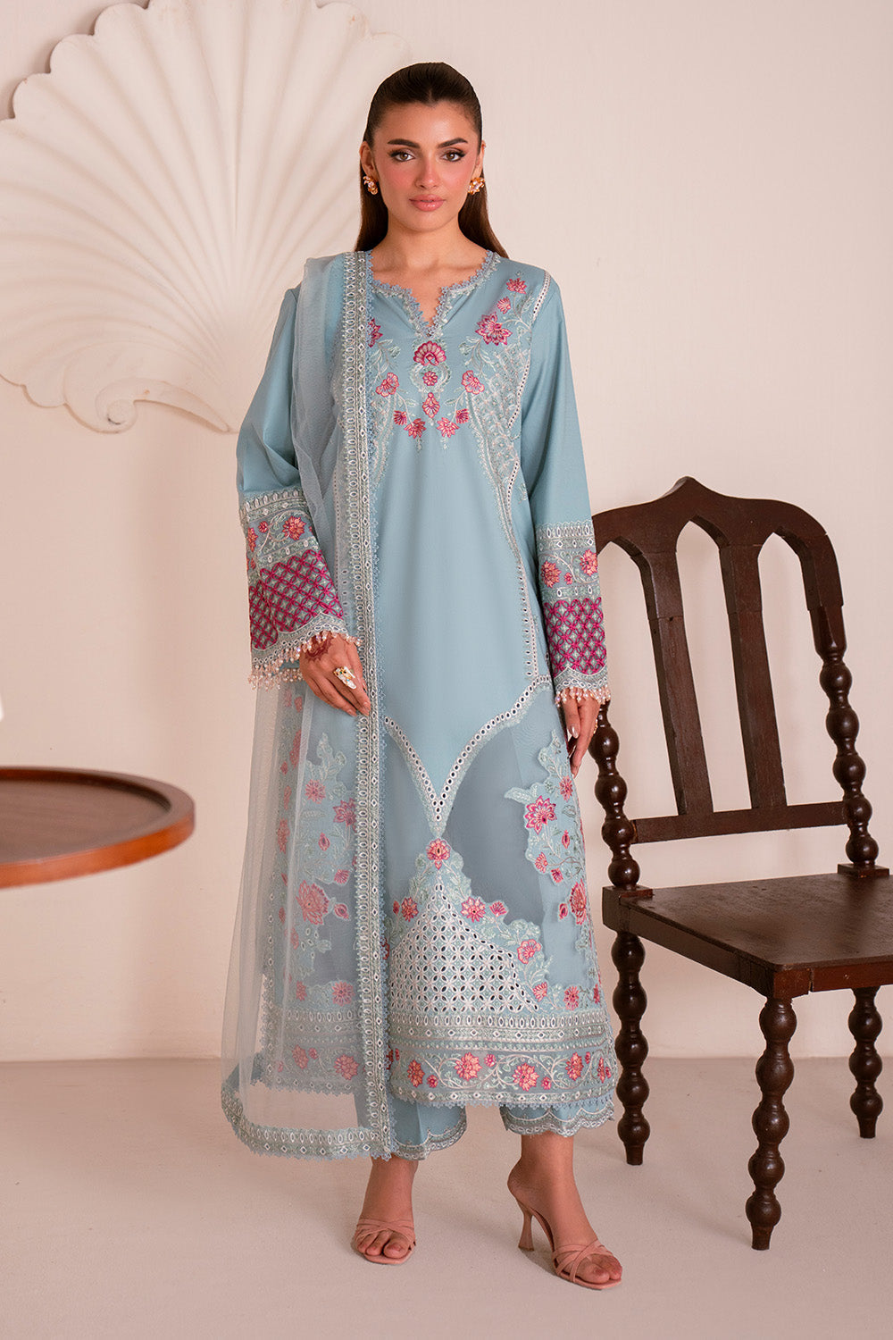 Bloom Poise Lawn Edit – SOPHIE - MSU0687