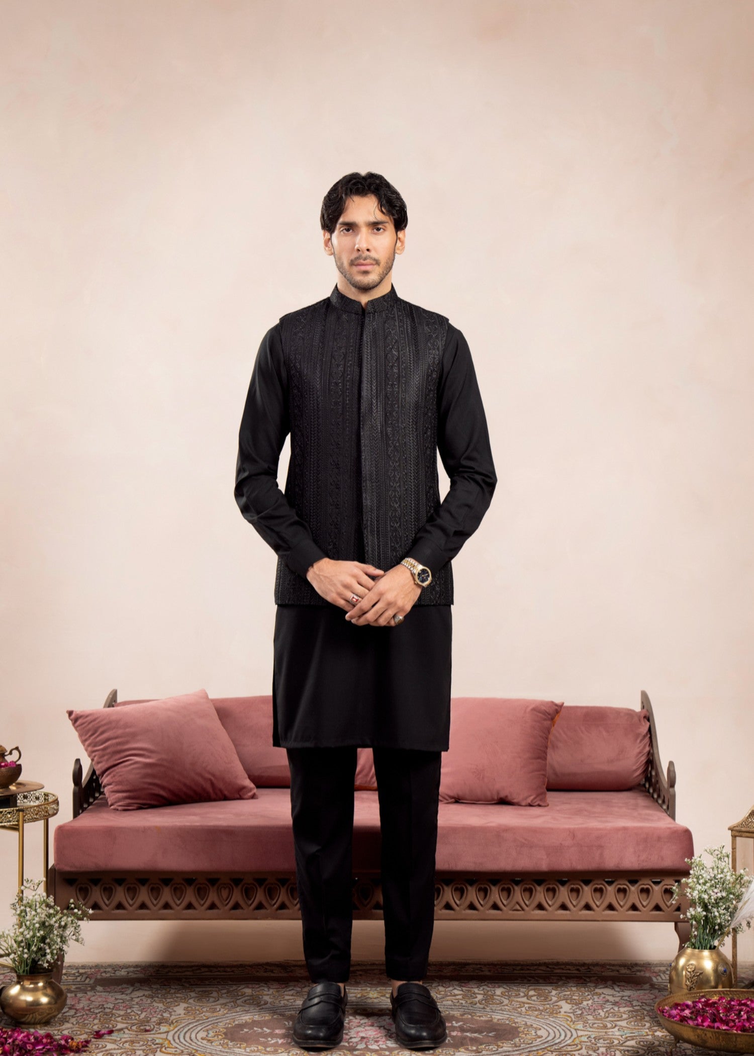 raw silk Waistcoat in Black