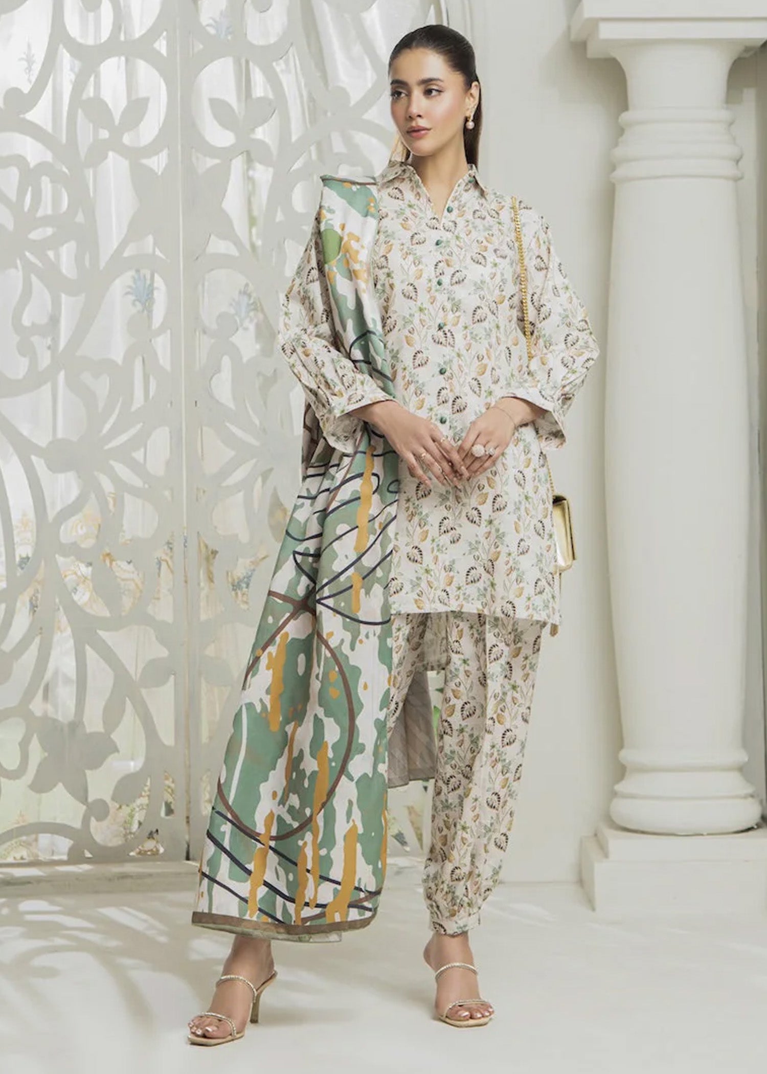 khaddar Kurta Set in Cream