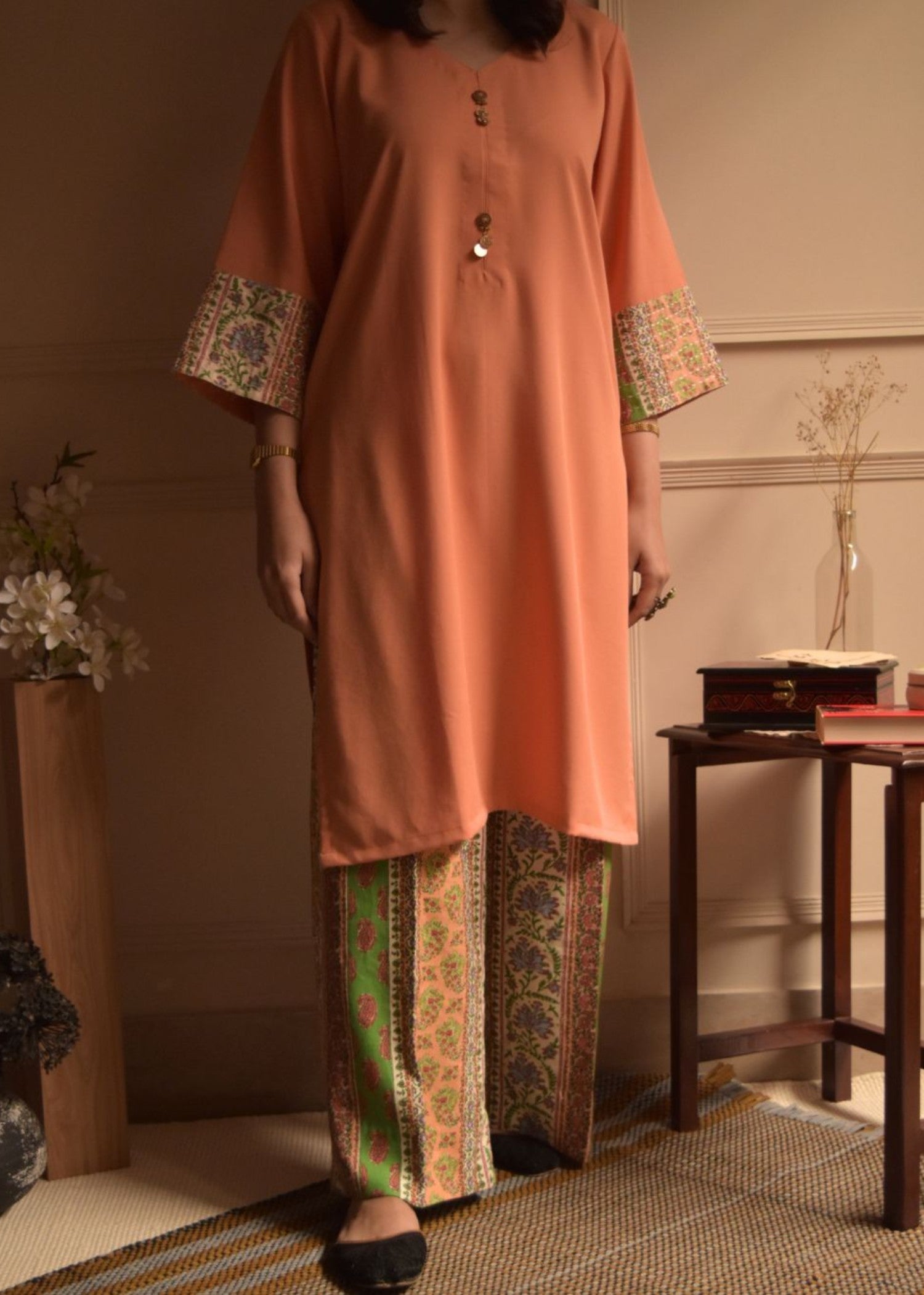 marina Kurta Set in Peach pink, multi