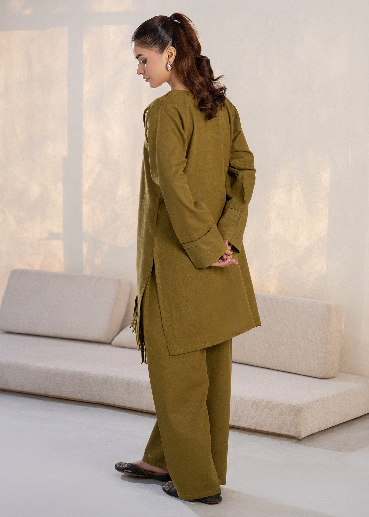 slub khaddar Kurta Set in Olive green