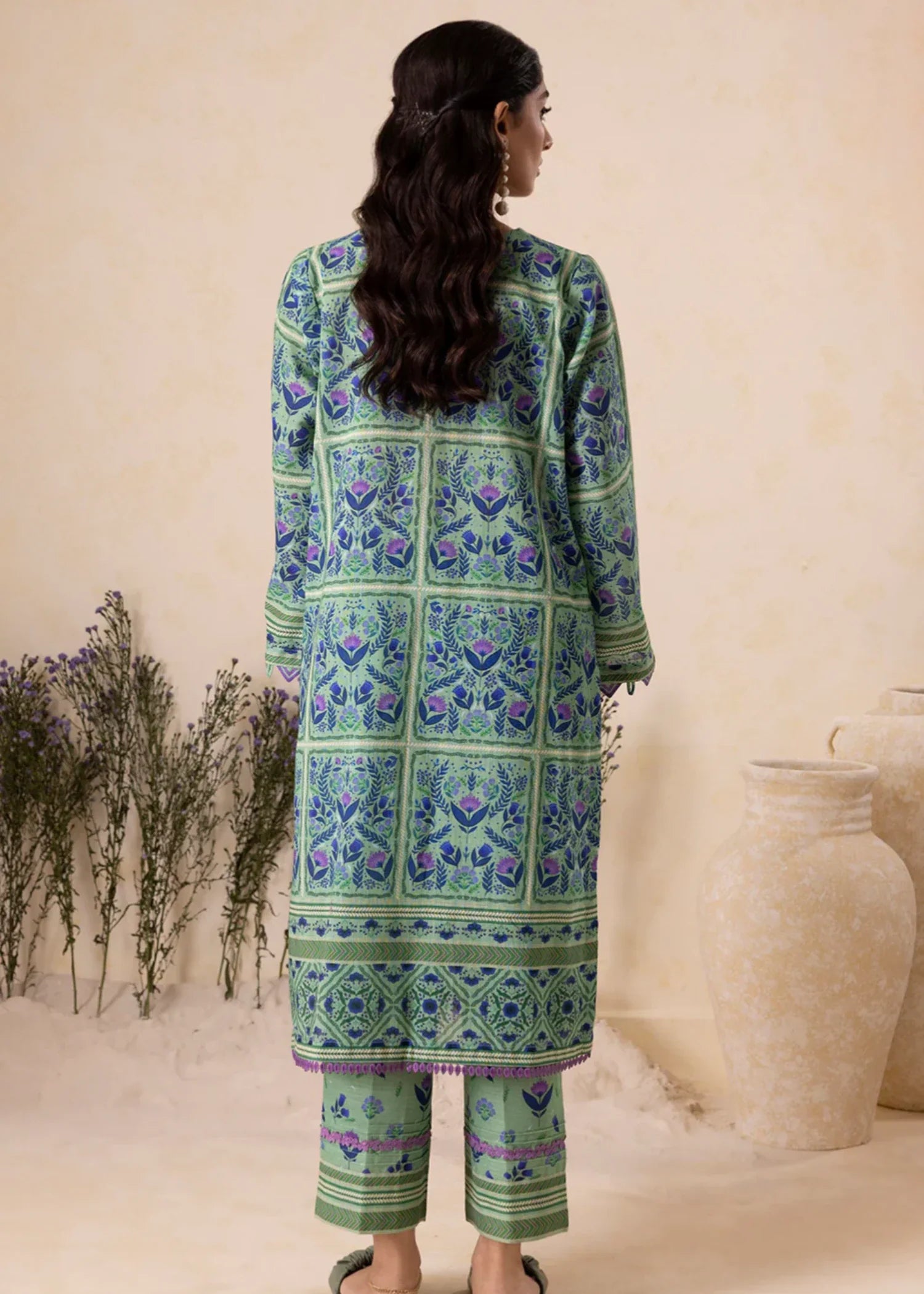 khaddar Unstitched in Pistachio green