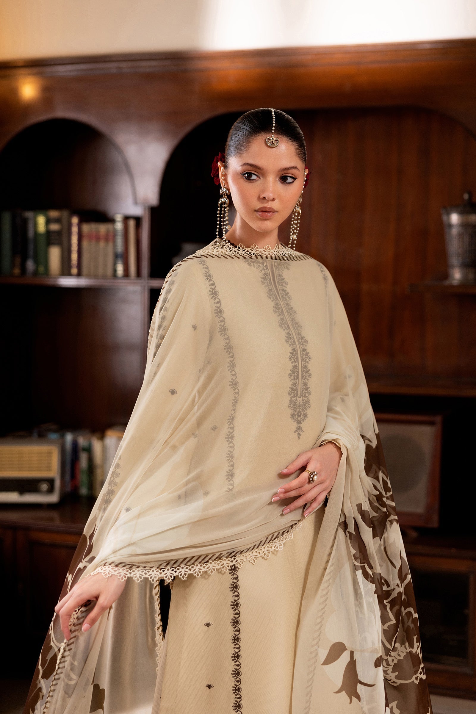 Summer Lawn – Aria