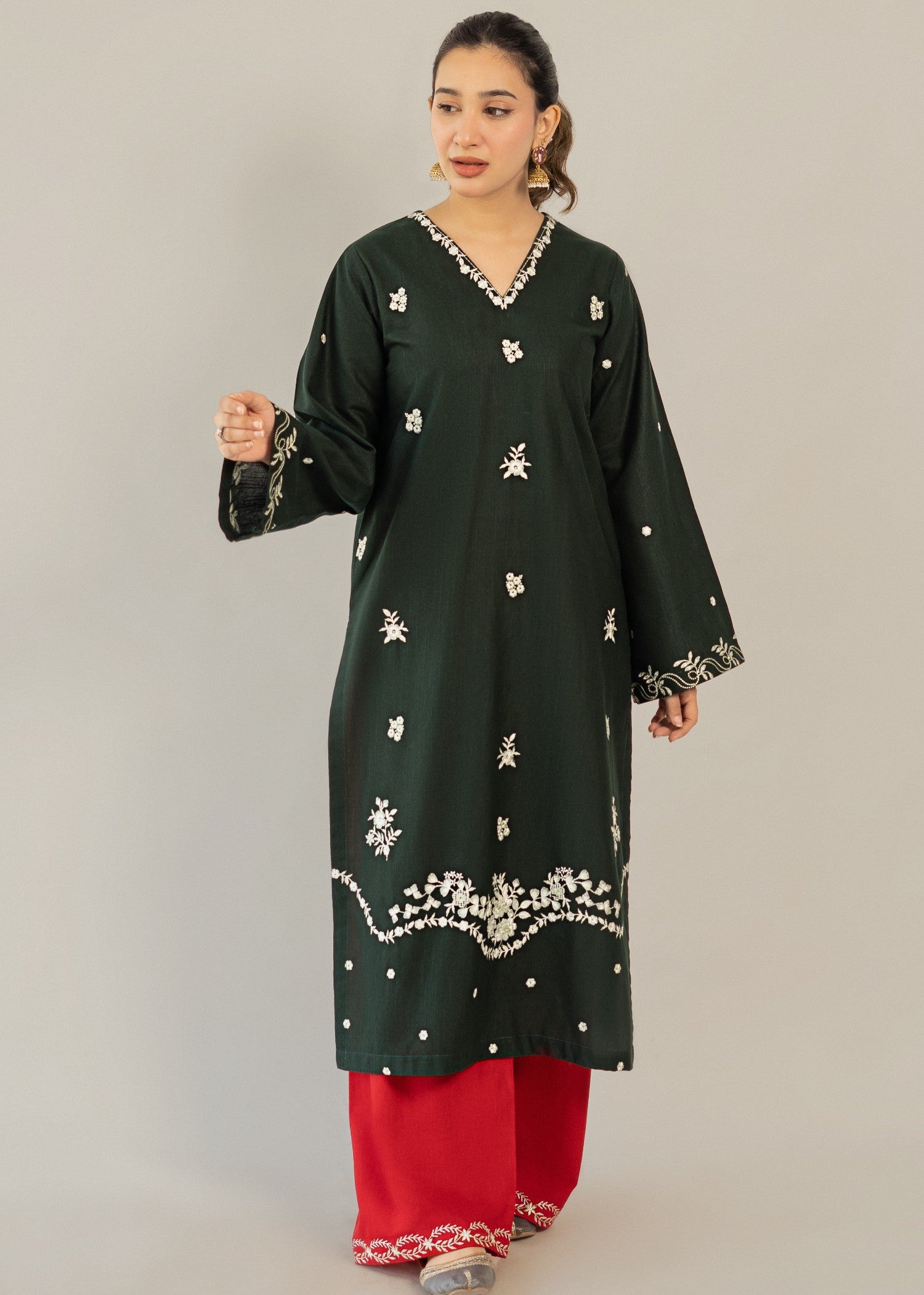 slub khaddar Kurta Set in Bottle green, red