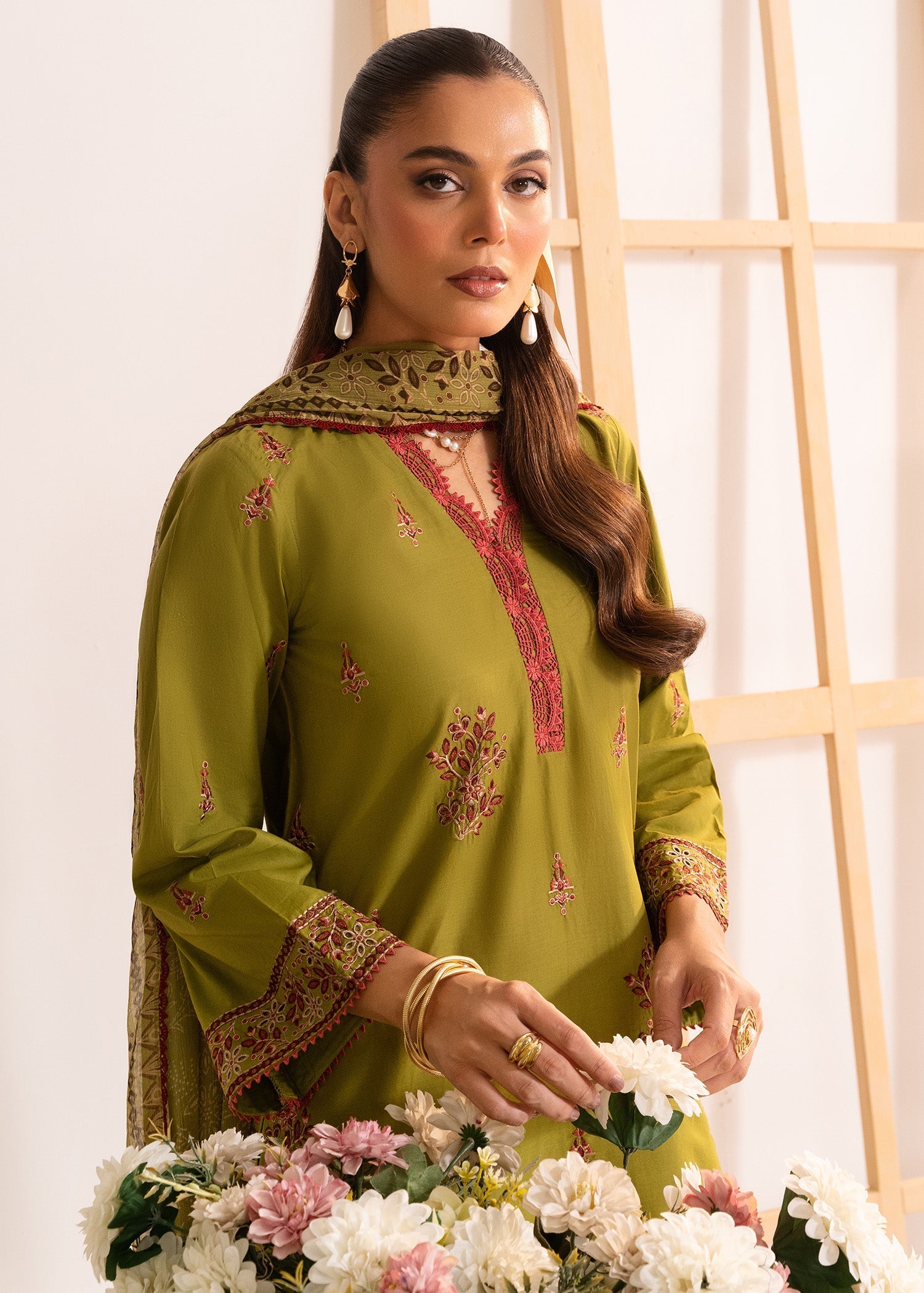 cambric cotton Kurta Set in Olive green