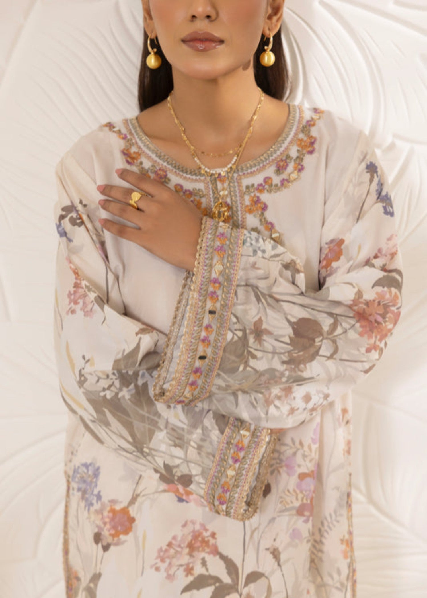 poly organza Kurta Set in Multi