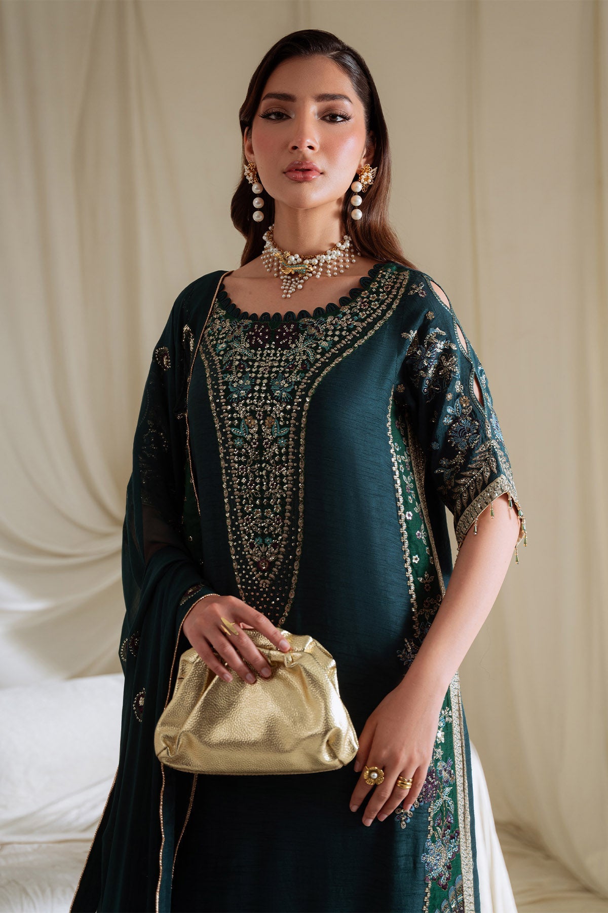 Omara Eid Formals – NEL-90