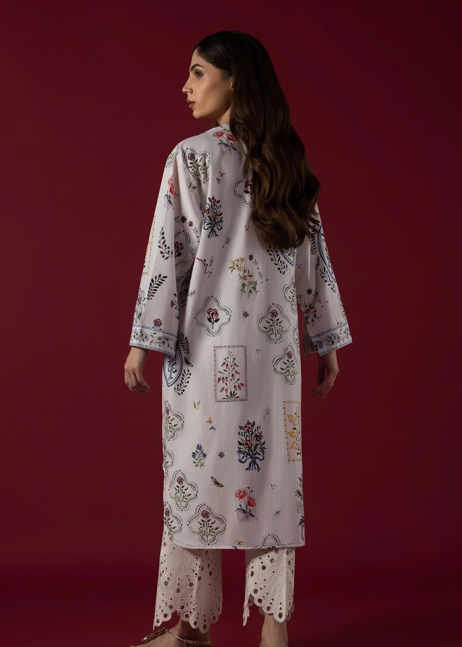 slub lawn Kurti in Ivory